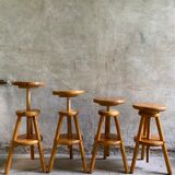 Vintage tripod workshop stool in pitchpin with height-adjustable screws