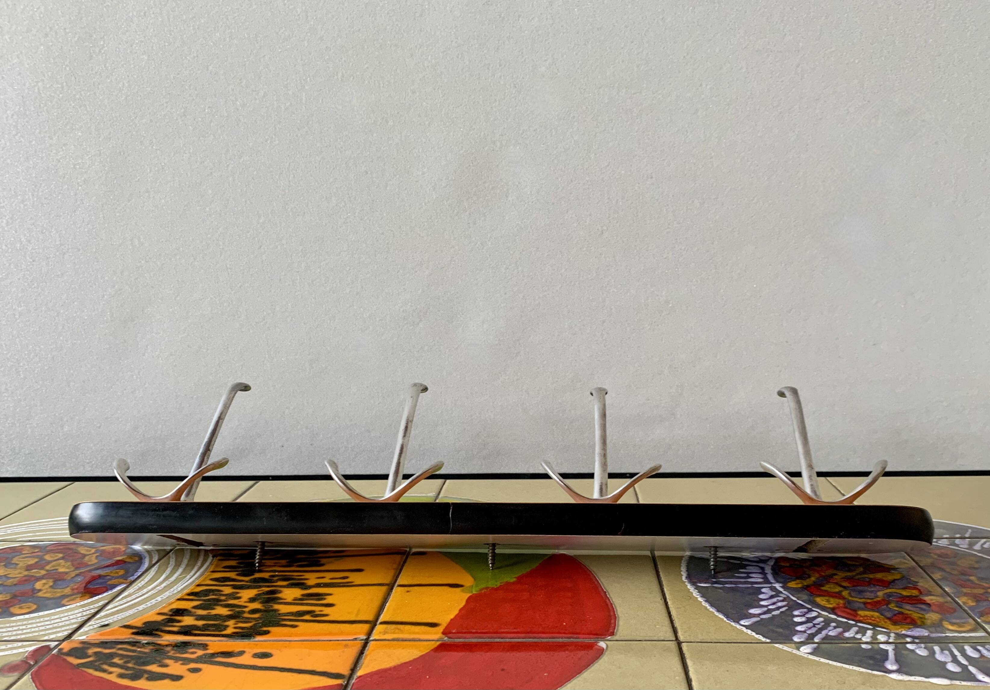 Portemanteau vintage en Formica orange - 4 crochets