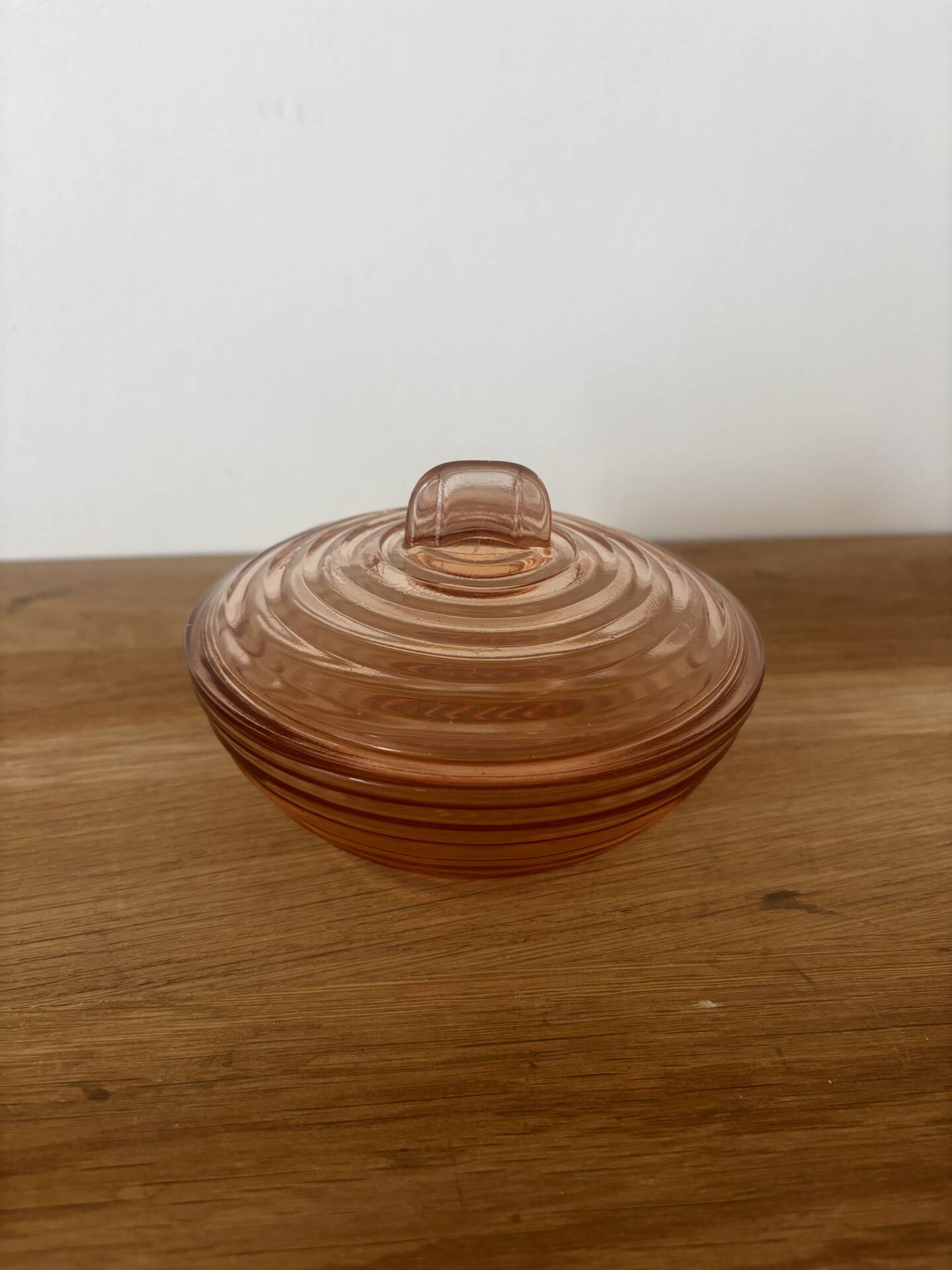 Sucrier en verre rose