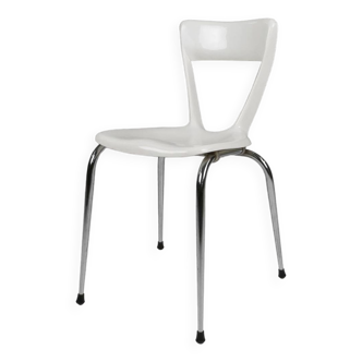 Vintage design white Gilac dining chair, France, 1960s