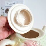 Salins slip teapot
