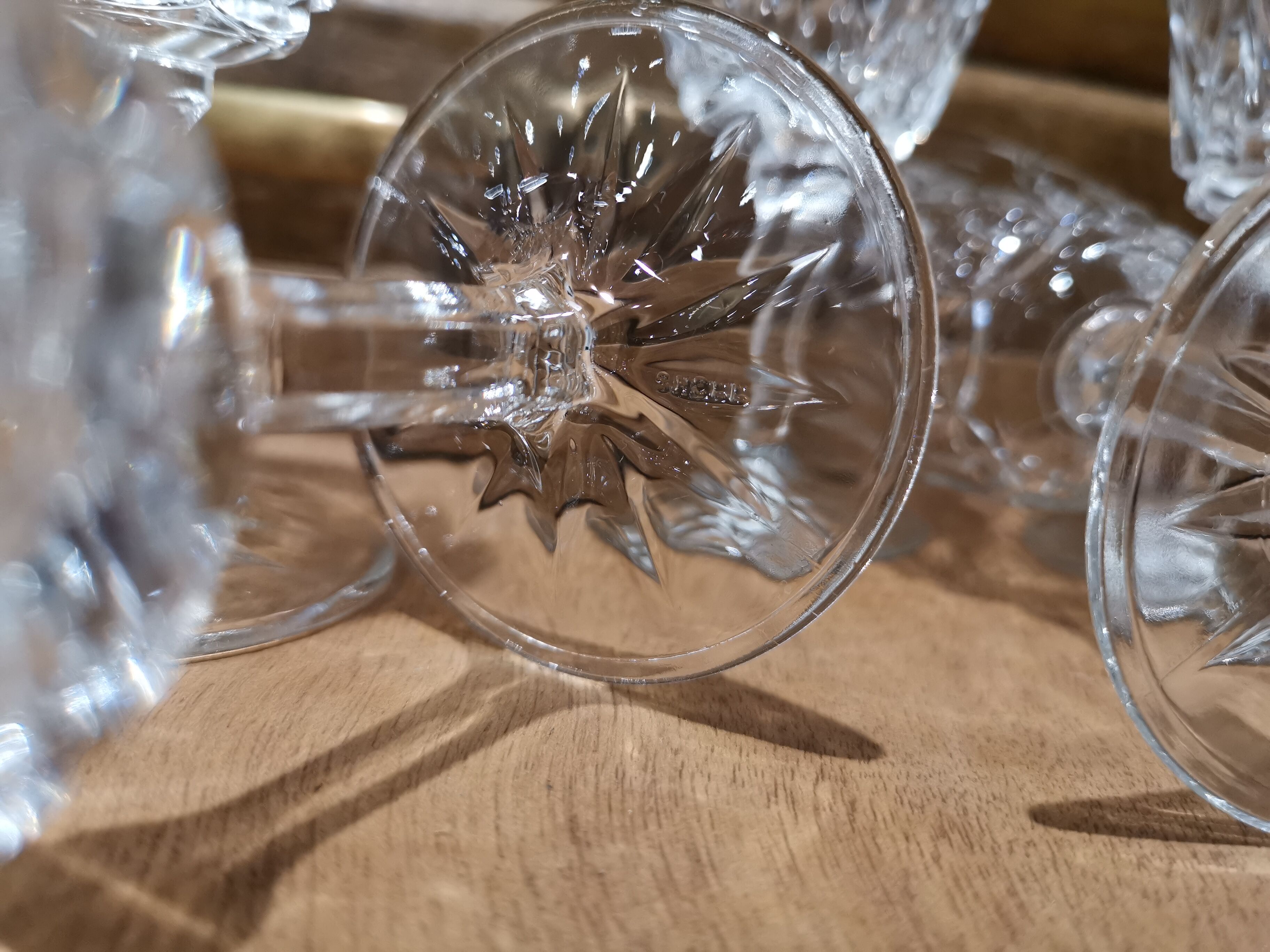 Set de 6 verres à pied en cristal ciselé vintage Shell