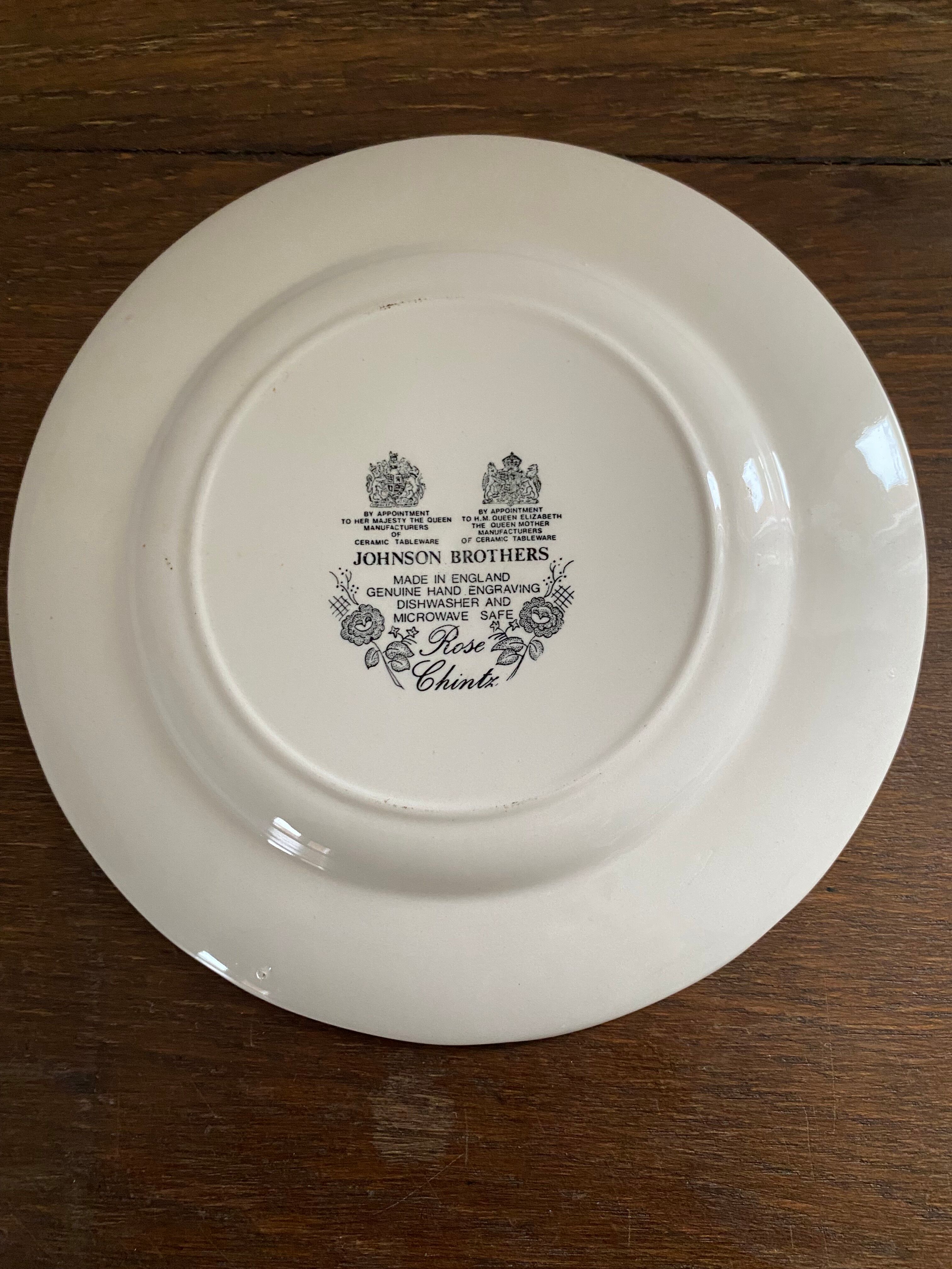 Johnson Brothers plate pink Chintz.