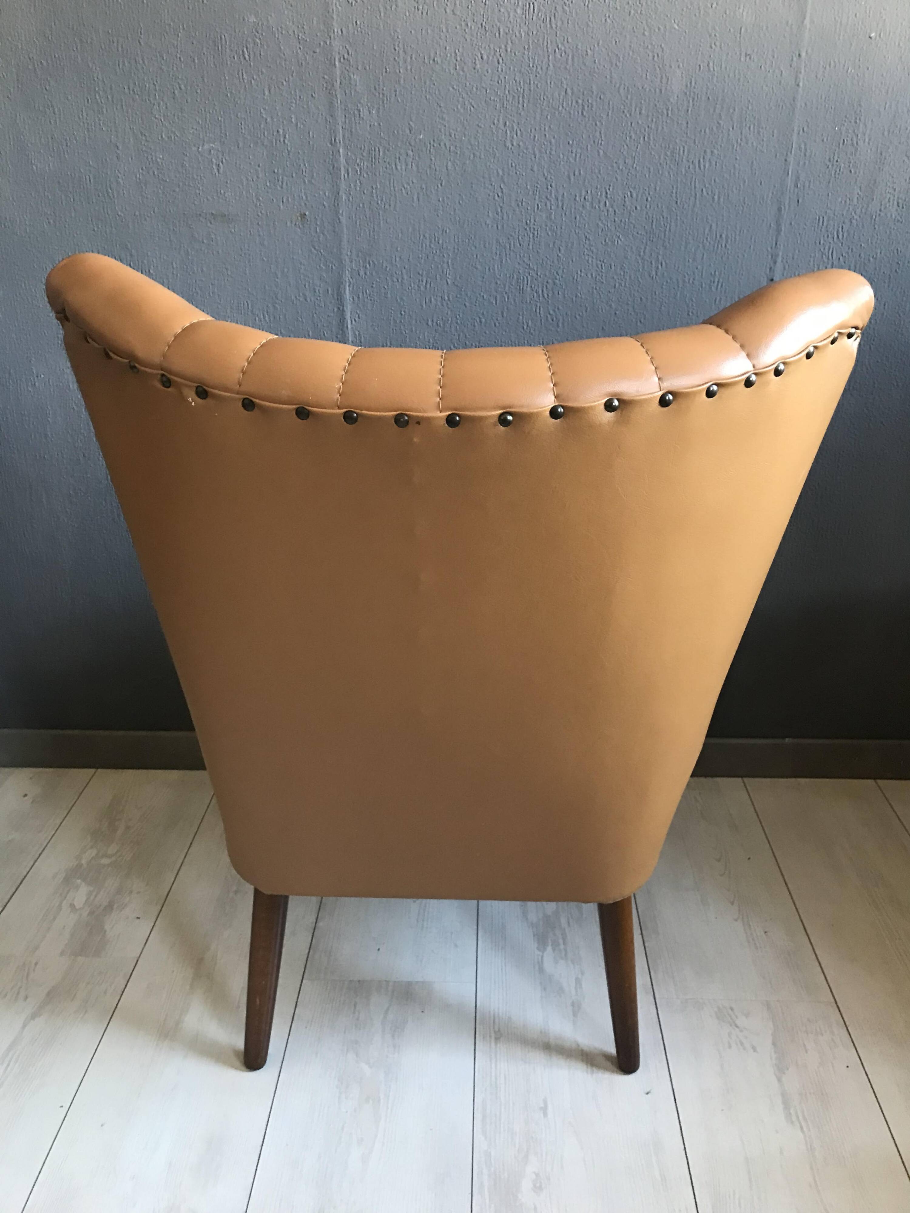 Fauteuil cocktail vintage avec skaï années 1960
