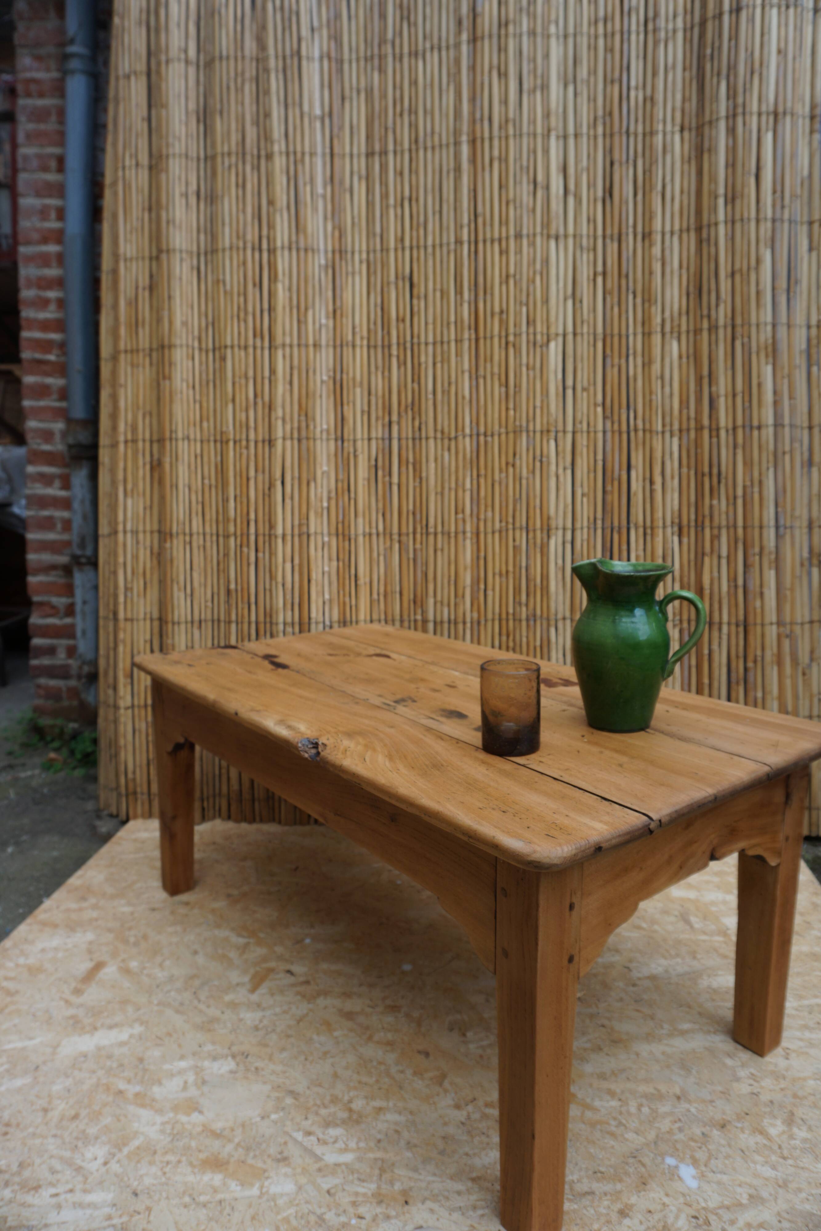 Table basse de ferme ancienne