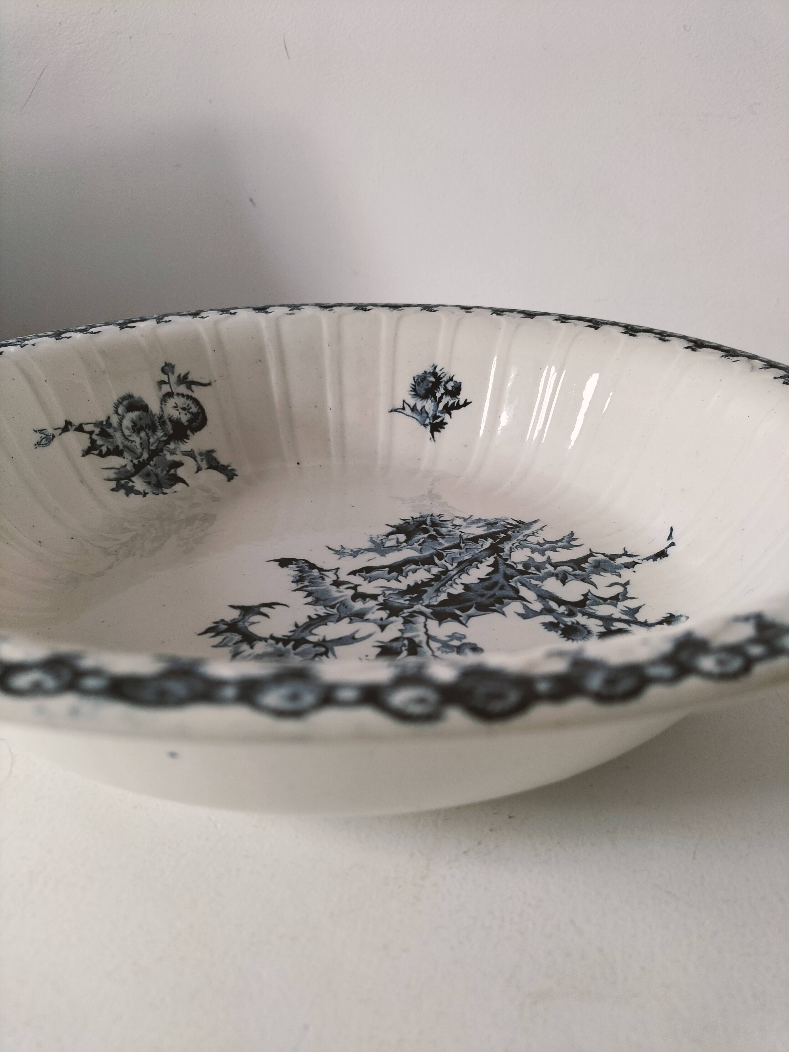 Large antique Gien hollow dish, Chardons blue model – fine 19th century earthenware