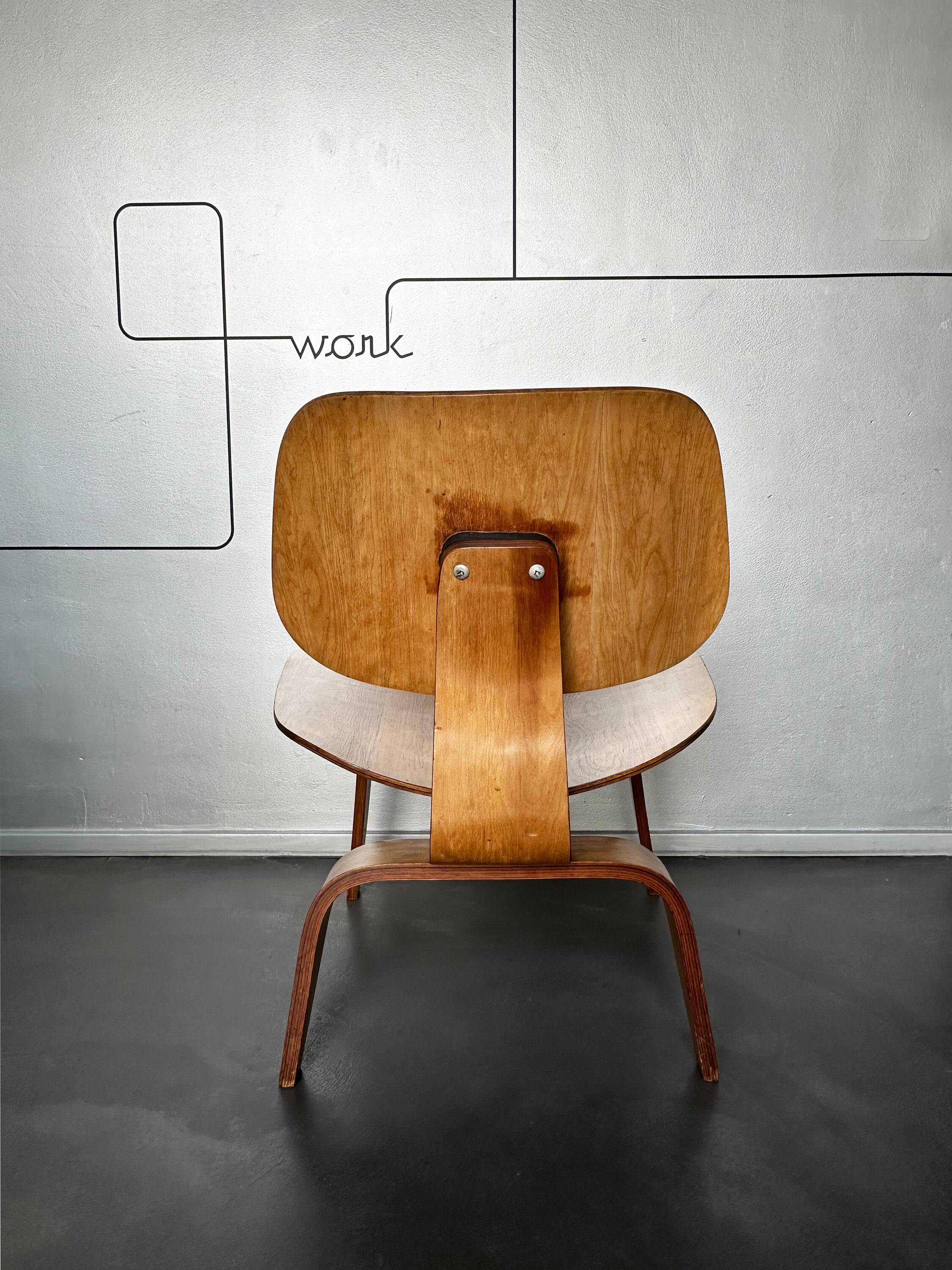 LCW lounge chair by Charles & Ray Eames, Herman Miller / Evans, 1940s