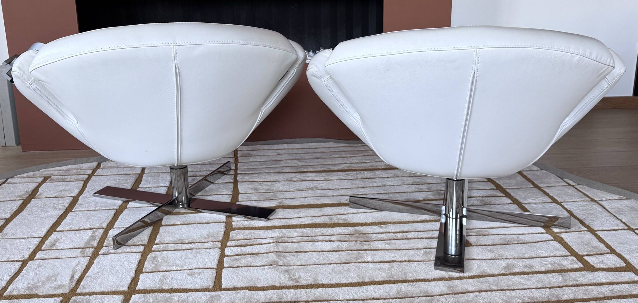 Fauteuil Vintage Signet pivotant Cuir Blanc