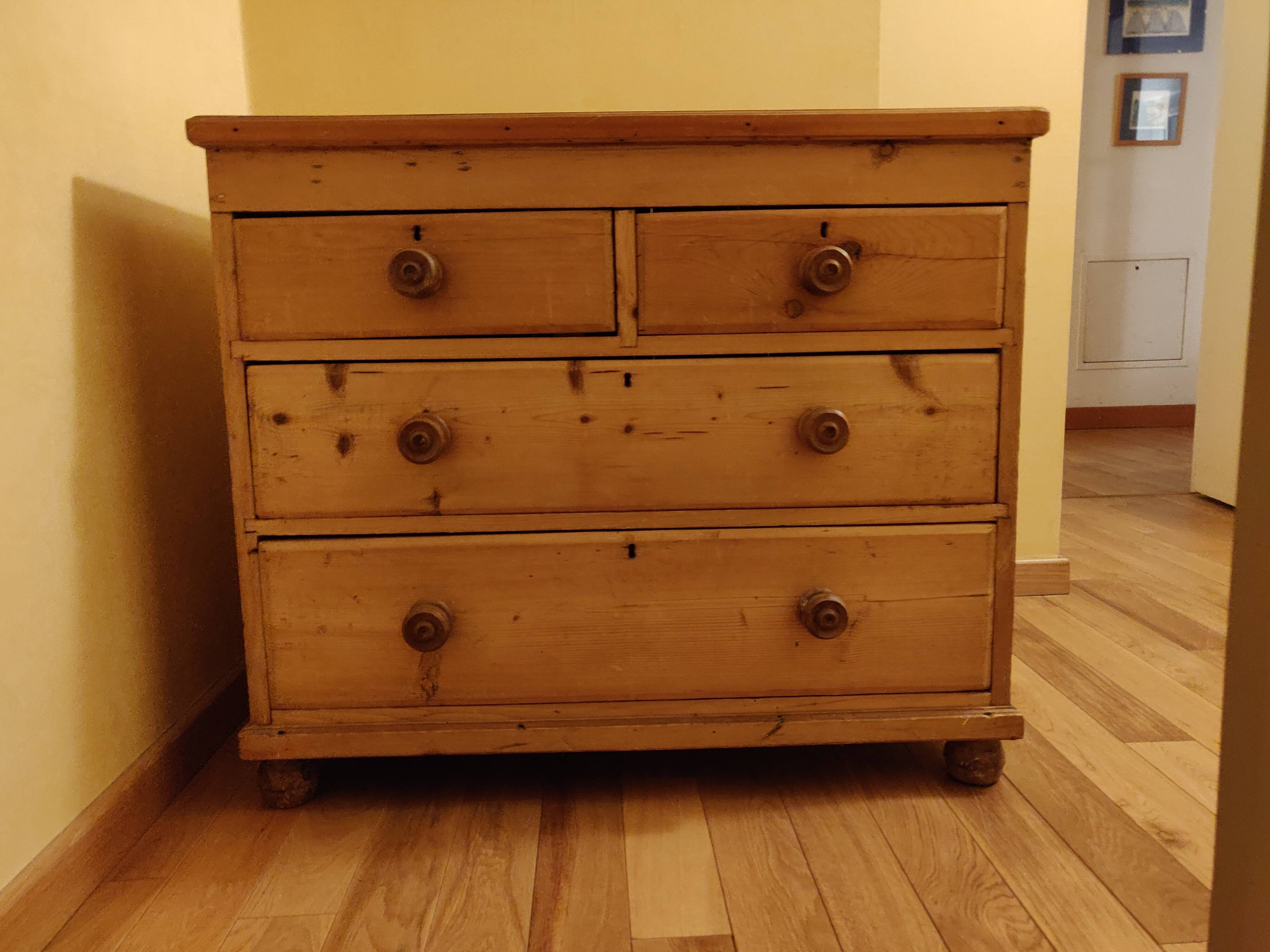 Commode 4 tiroirs en bois style anglais