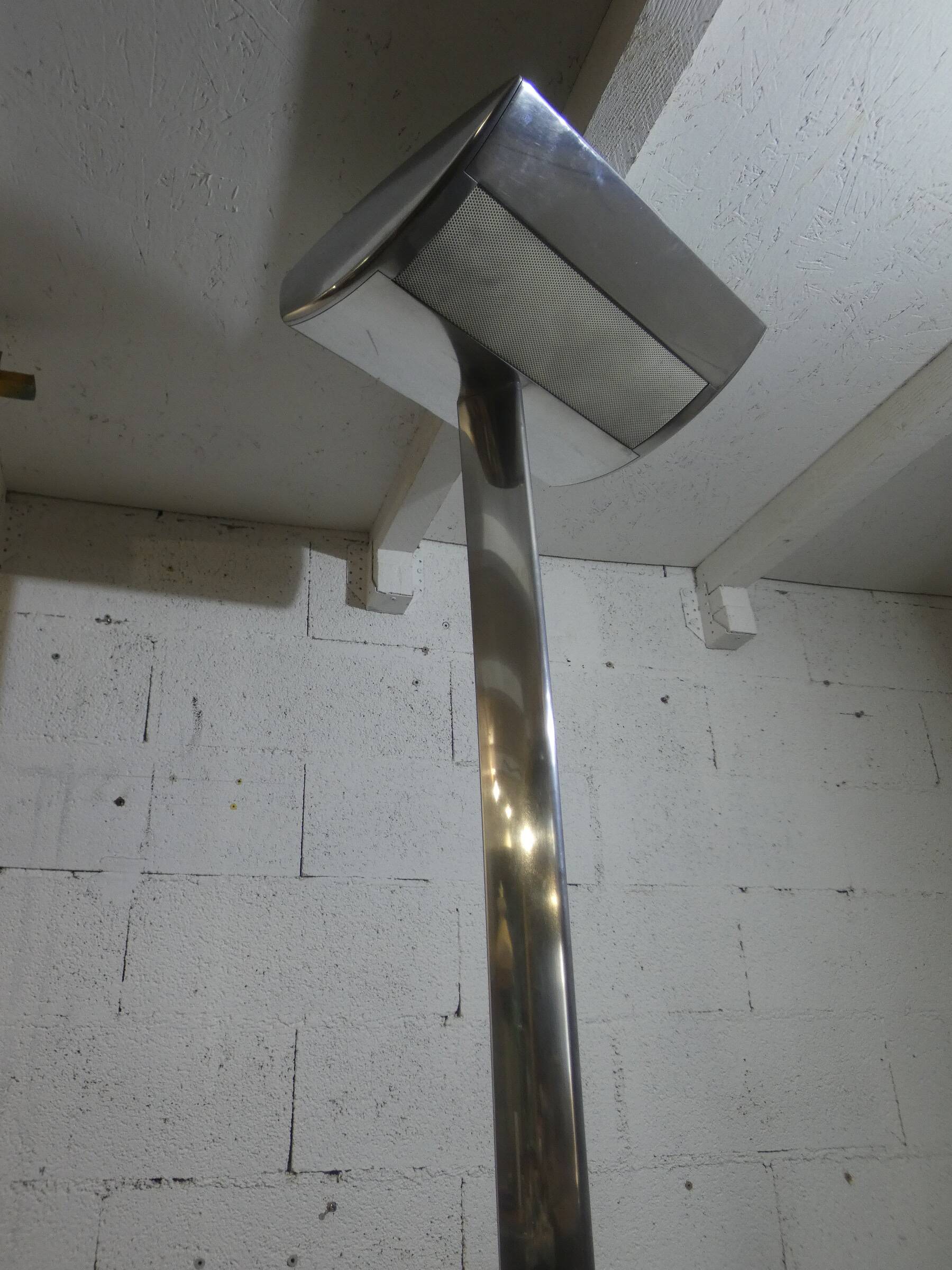 Lampadaire Moderniste en aluminium poli