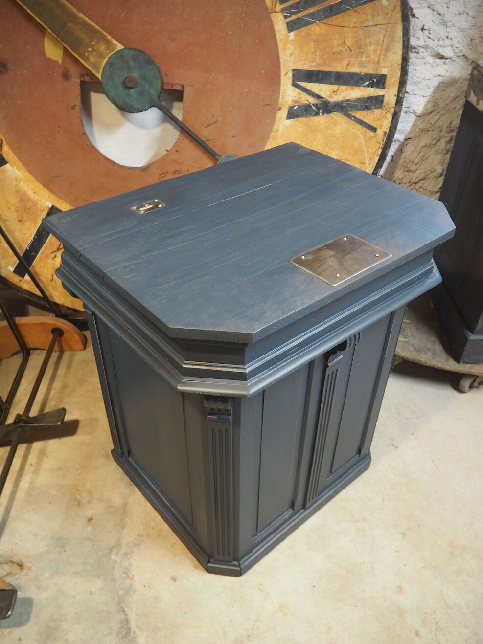Ancien comptoir caisse de magasin