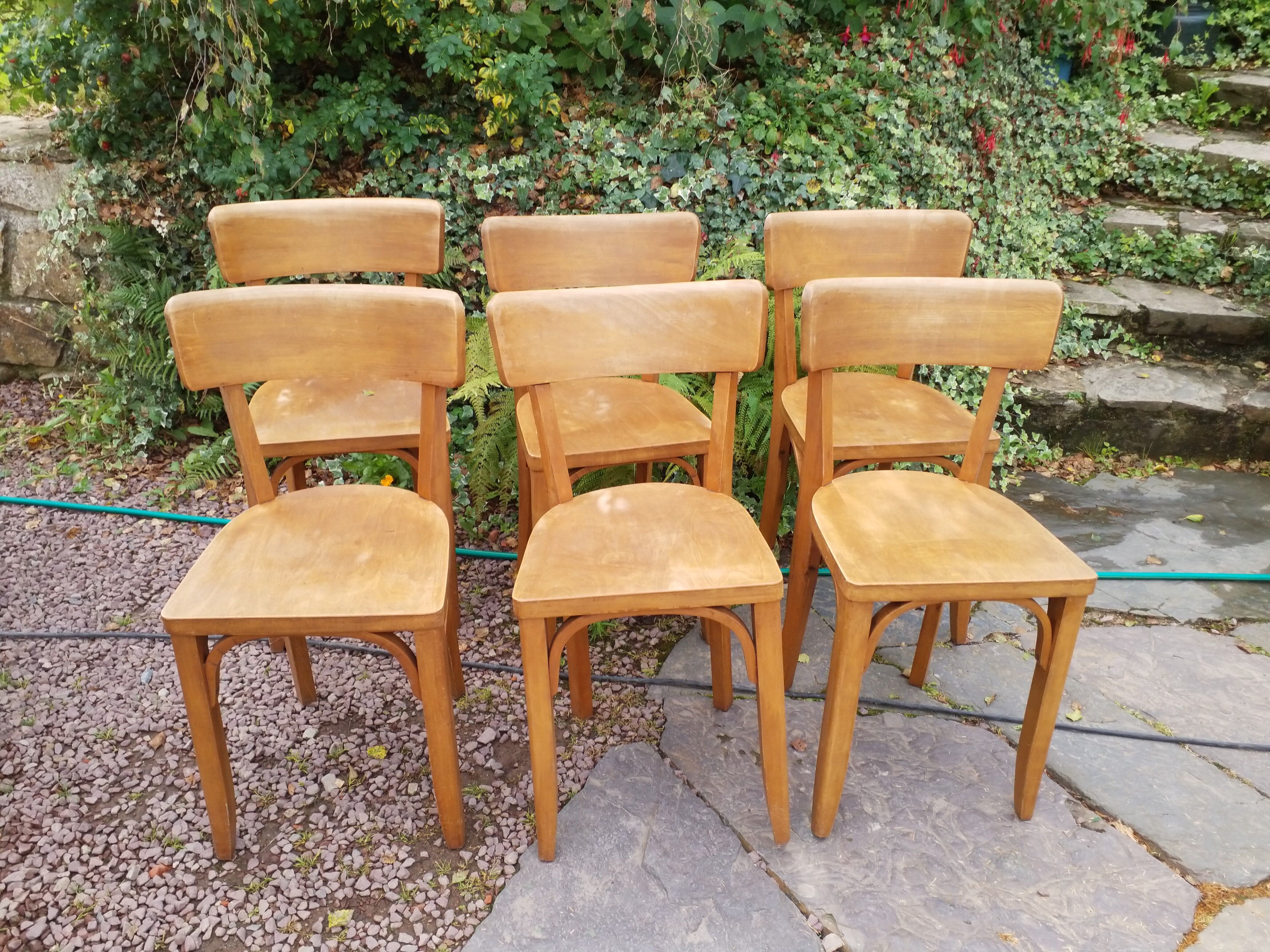 6 bistro chairs