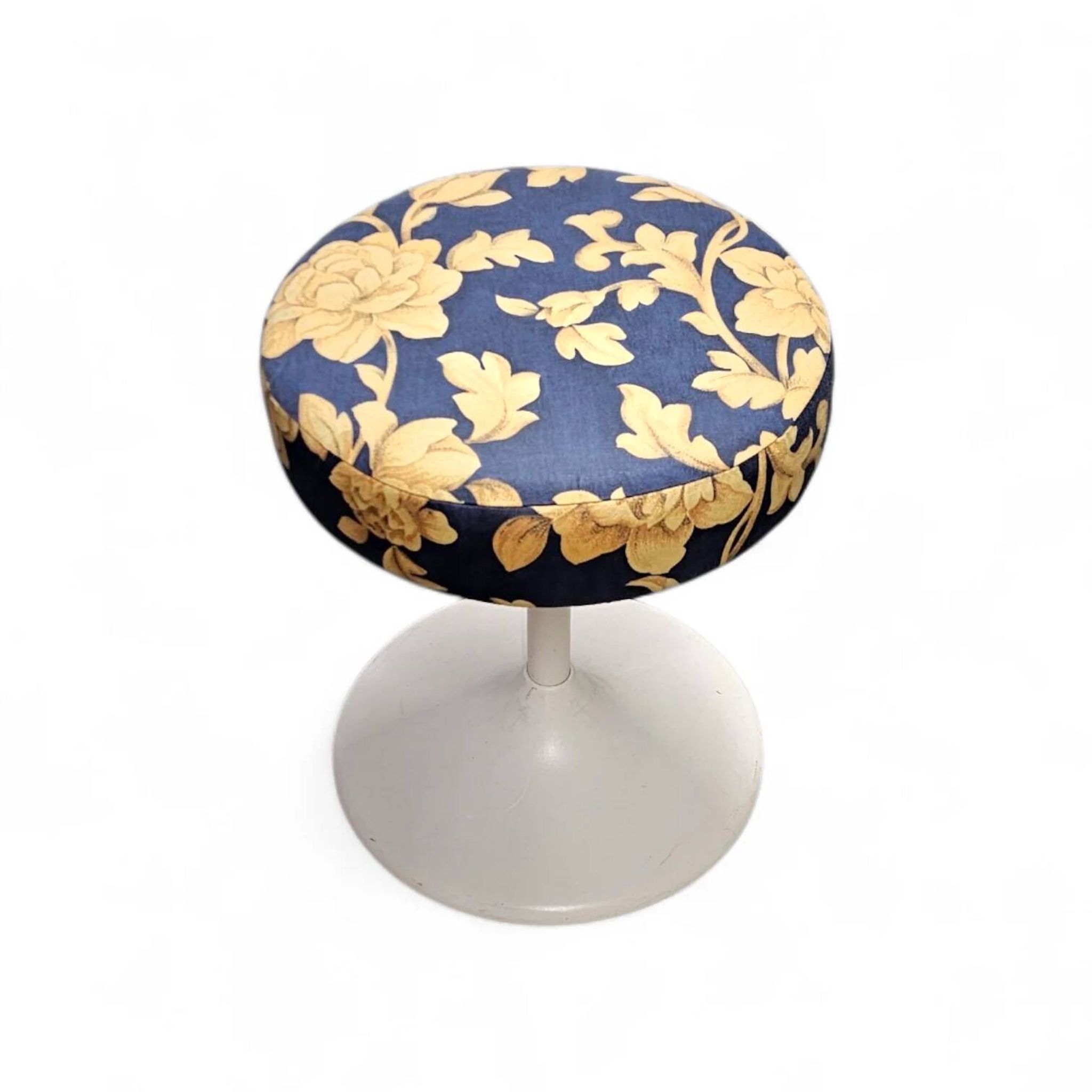 3 x Erzeugnis Lusch stool / 1970s