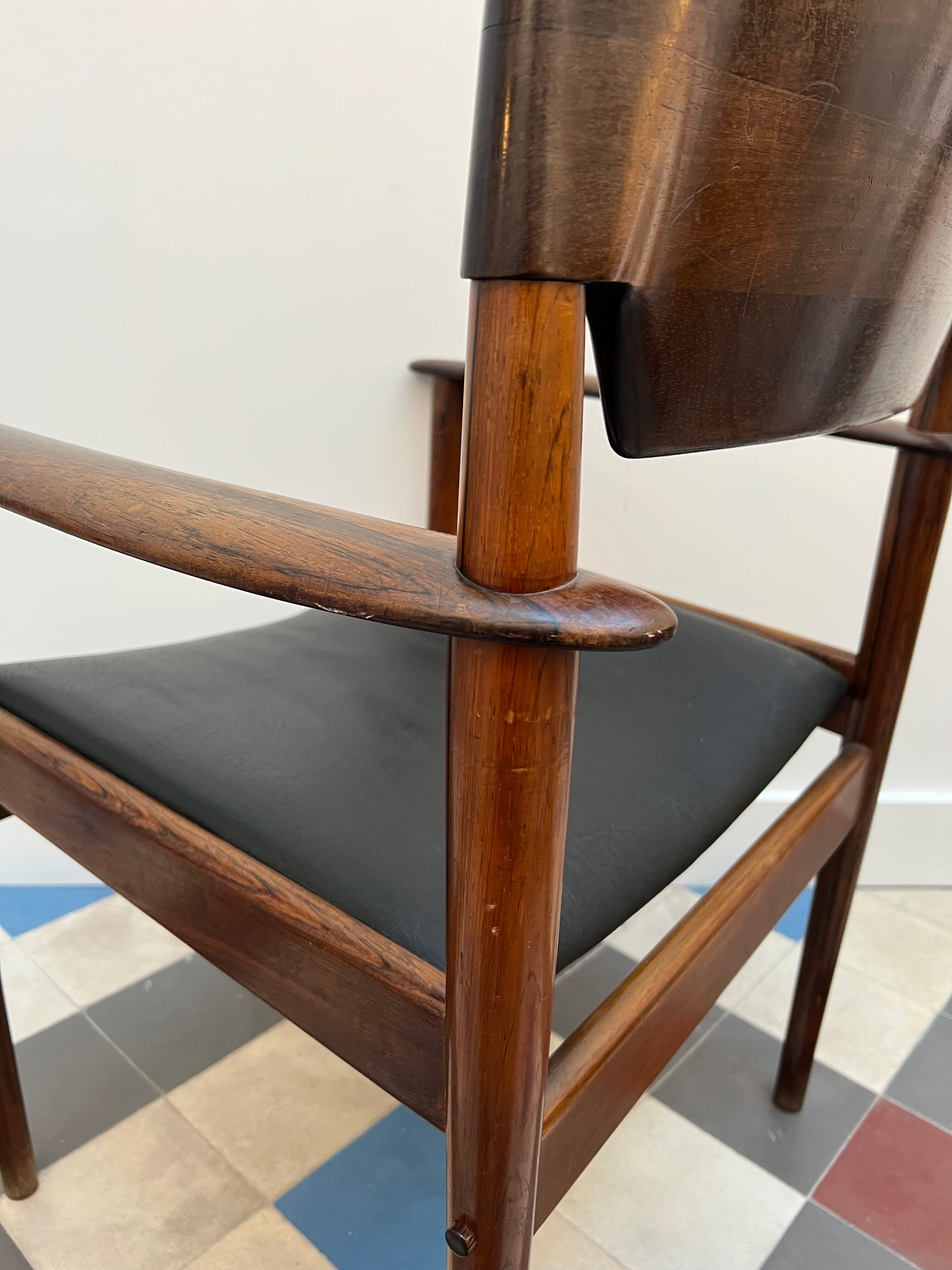 Danish armchair in rosewood Grete Jalk