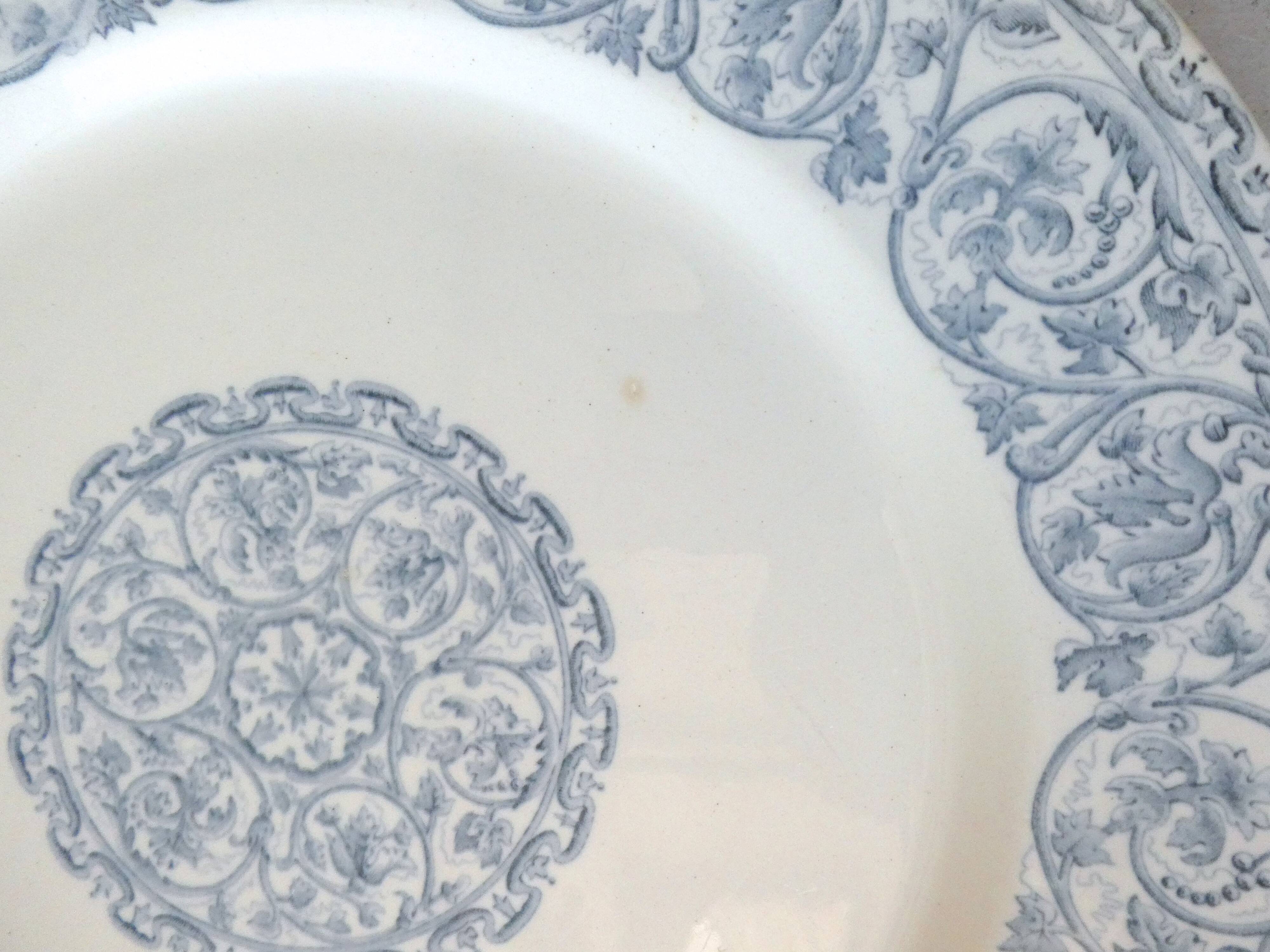 Set of 6 plates Creil Montereau Terre de Fer, Renaissance model, late XIX
