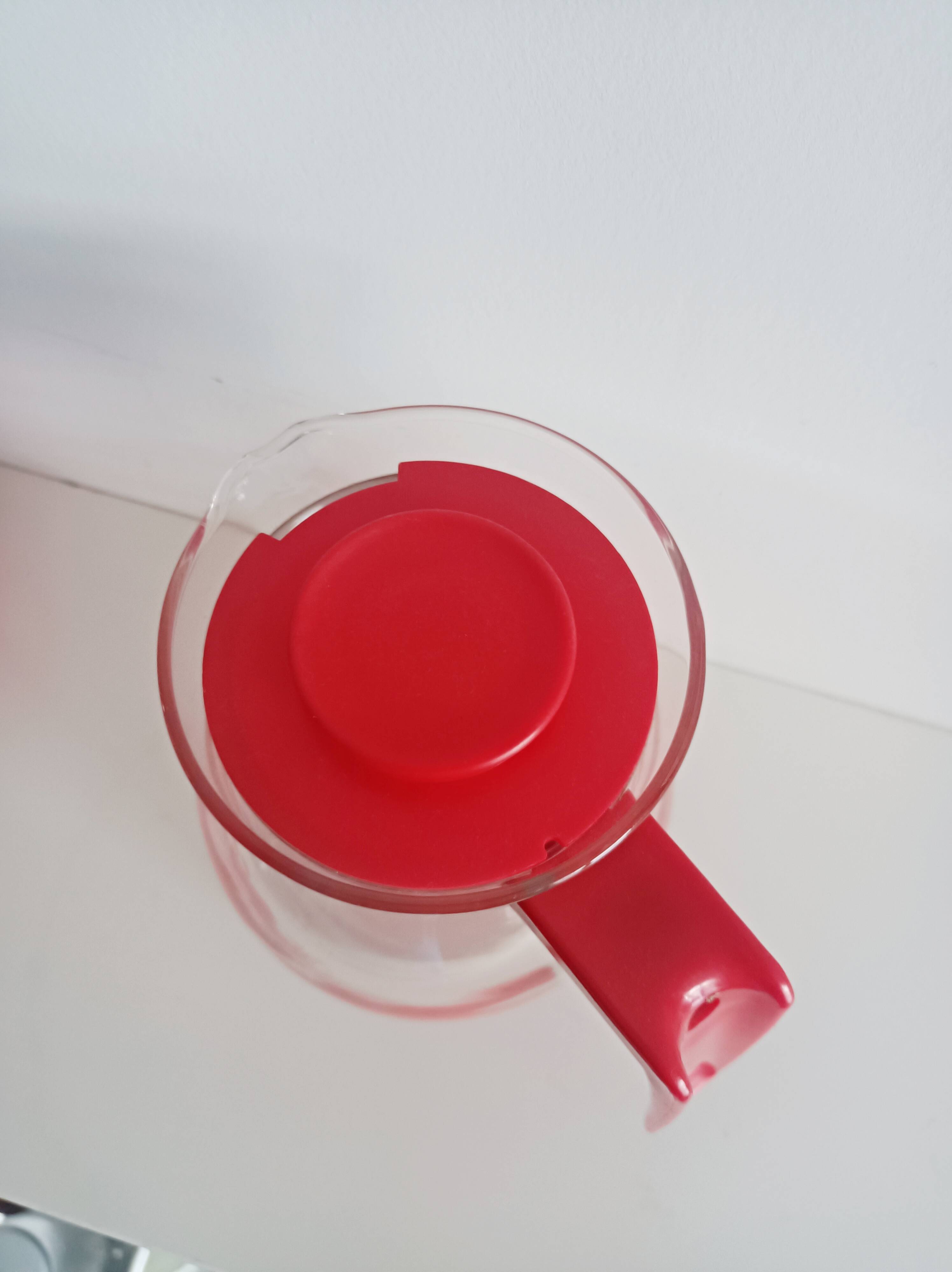 Coffee pot, heart pattern