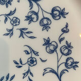 4 white and blue plates Arcopal