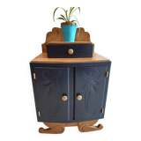 chevet relooké bleu profond et bois