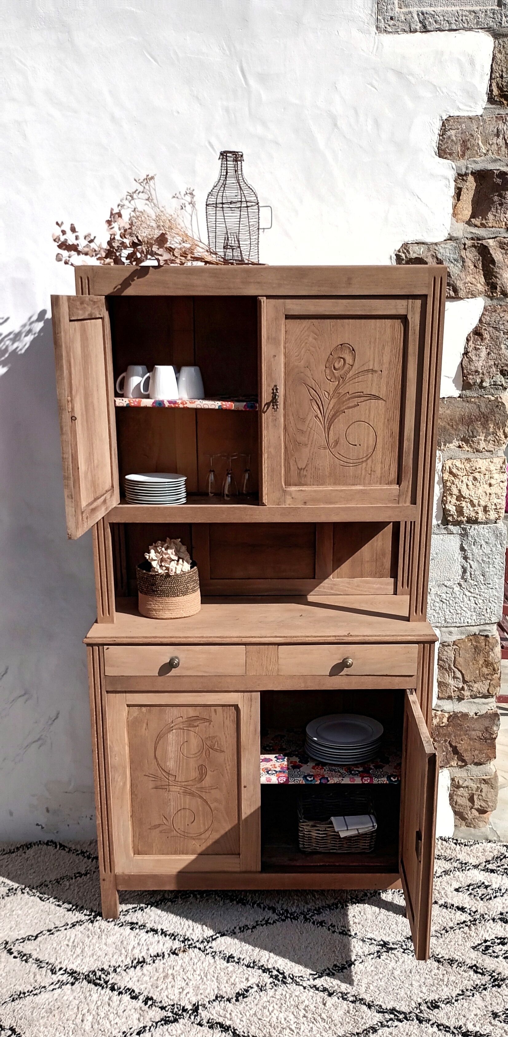 Buffet dresser
