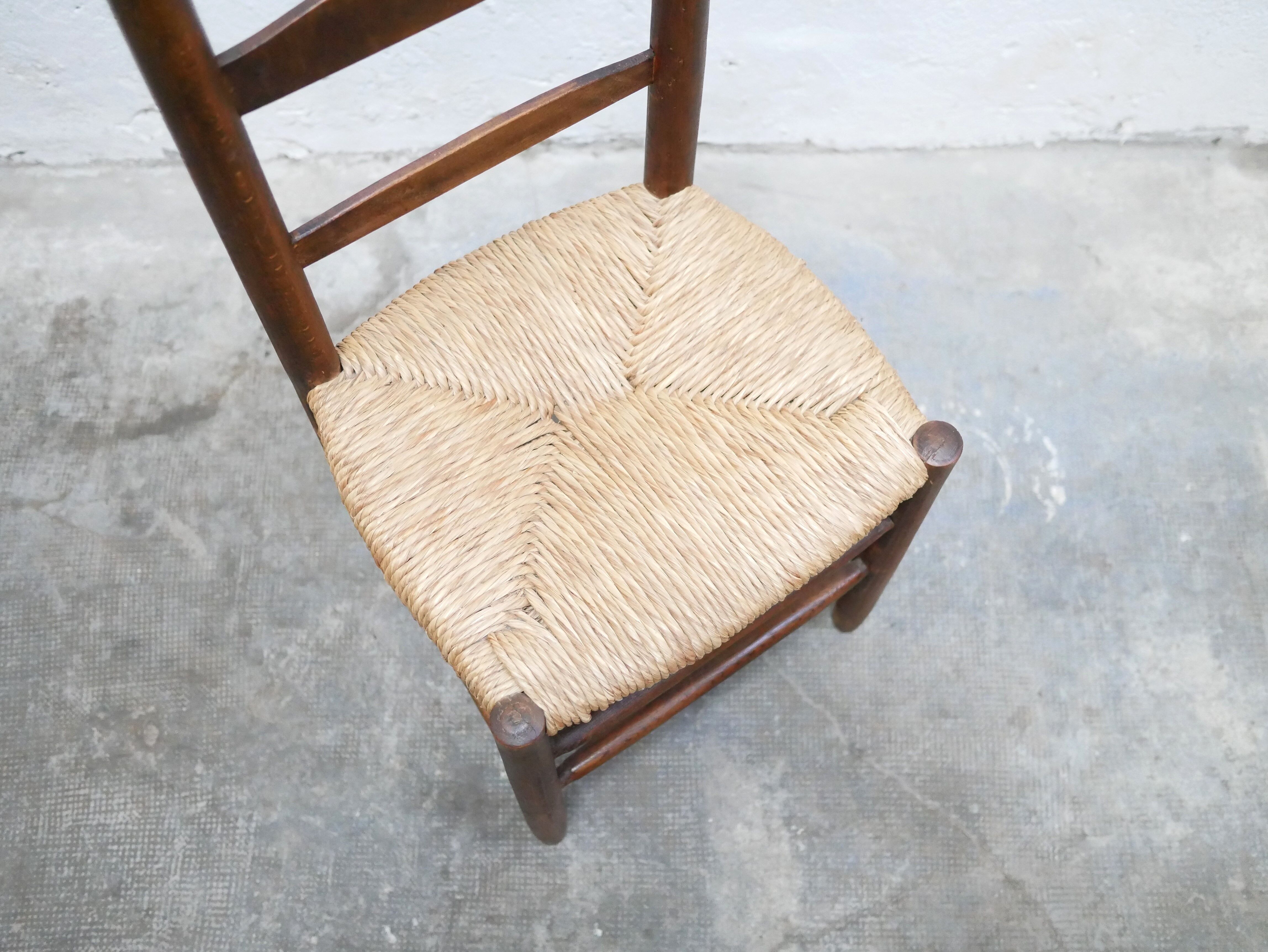Chaise campagne paillée ancienne en bois