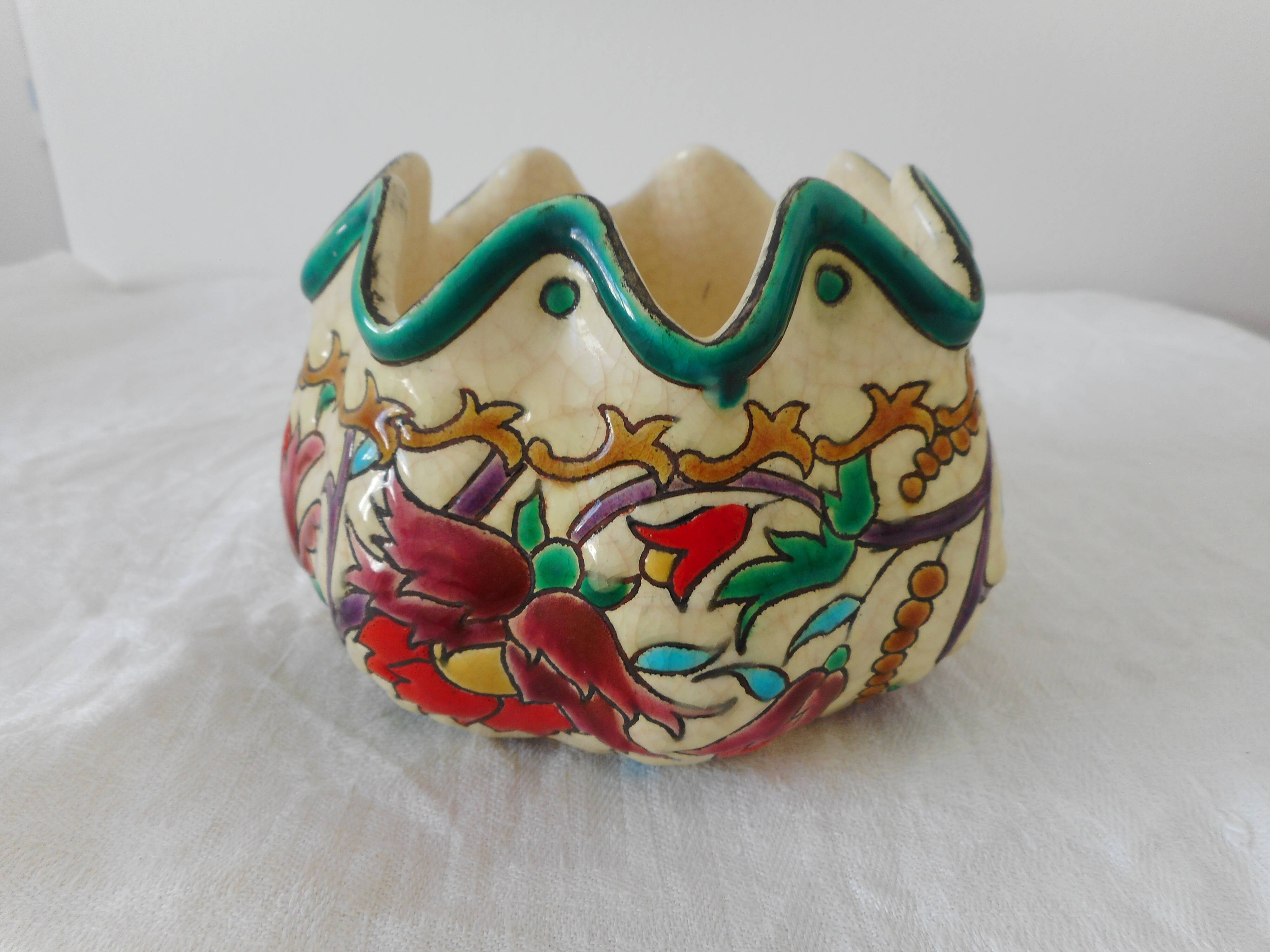 Longwy earthenware pocket tray