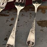 Dessert forks