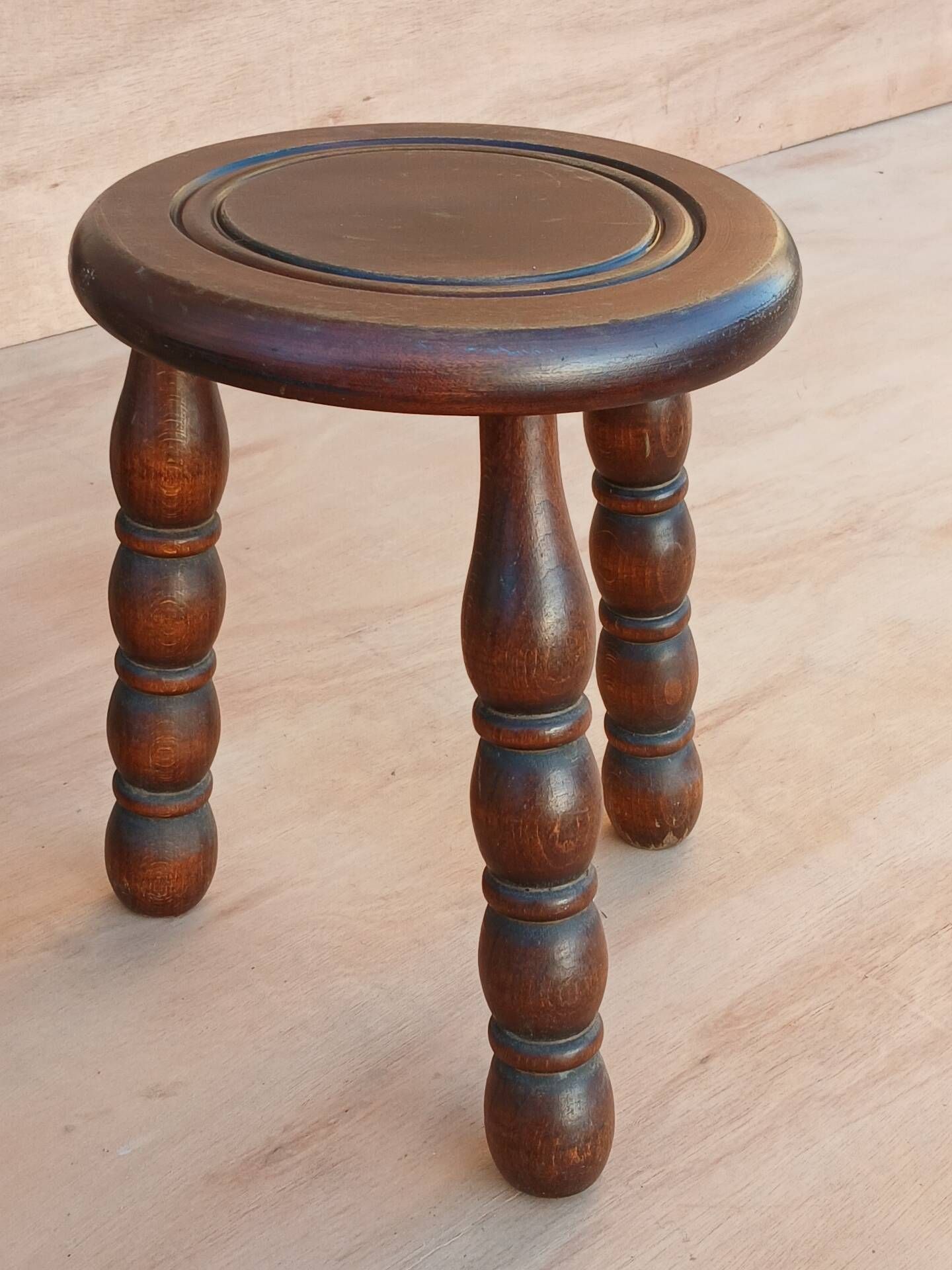 Pair de tabourets vintages en bois tourné