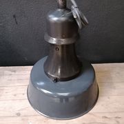 Industrial hanging lamps in enamelled metal, 50