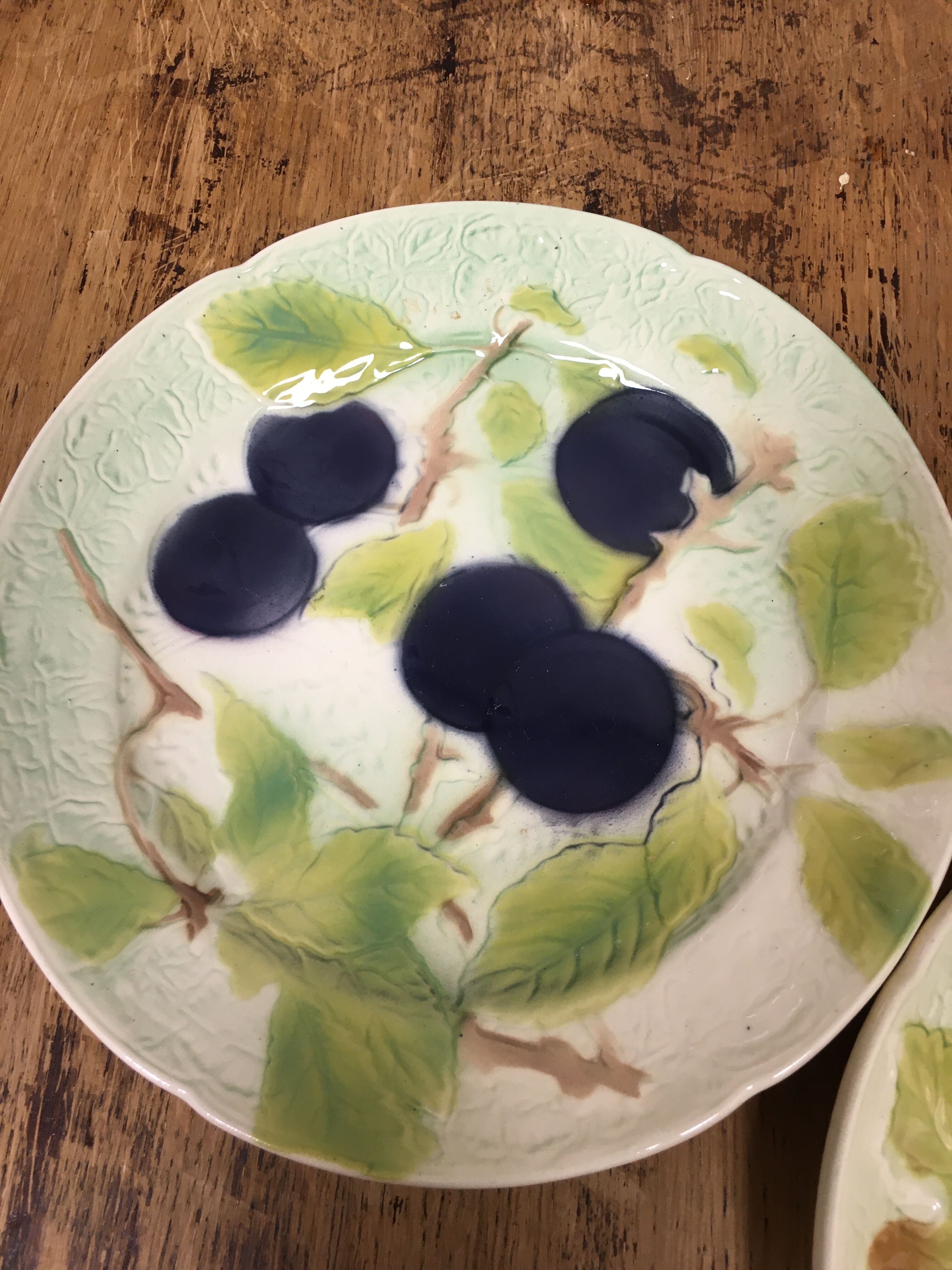 2 plates in slurry manufacture St Clément