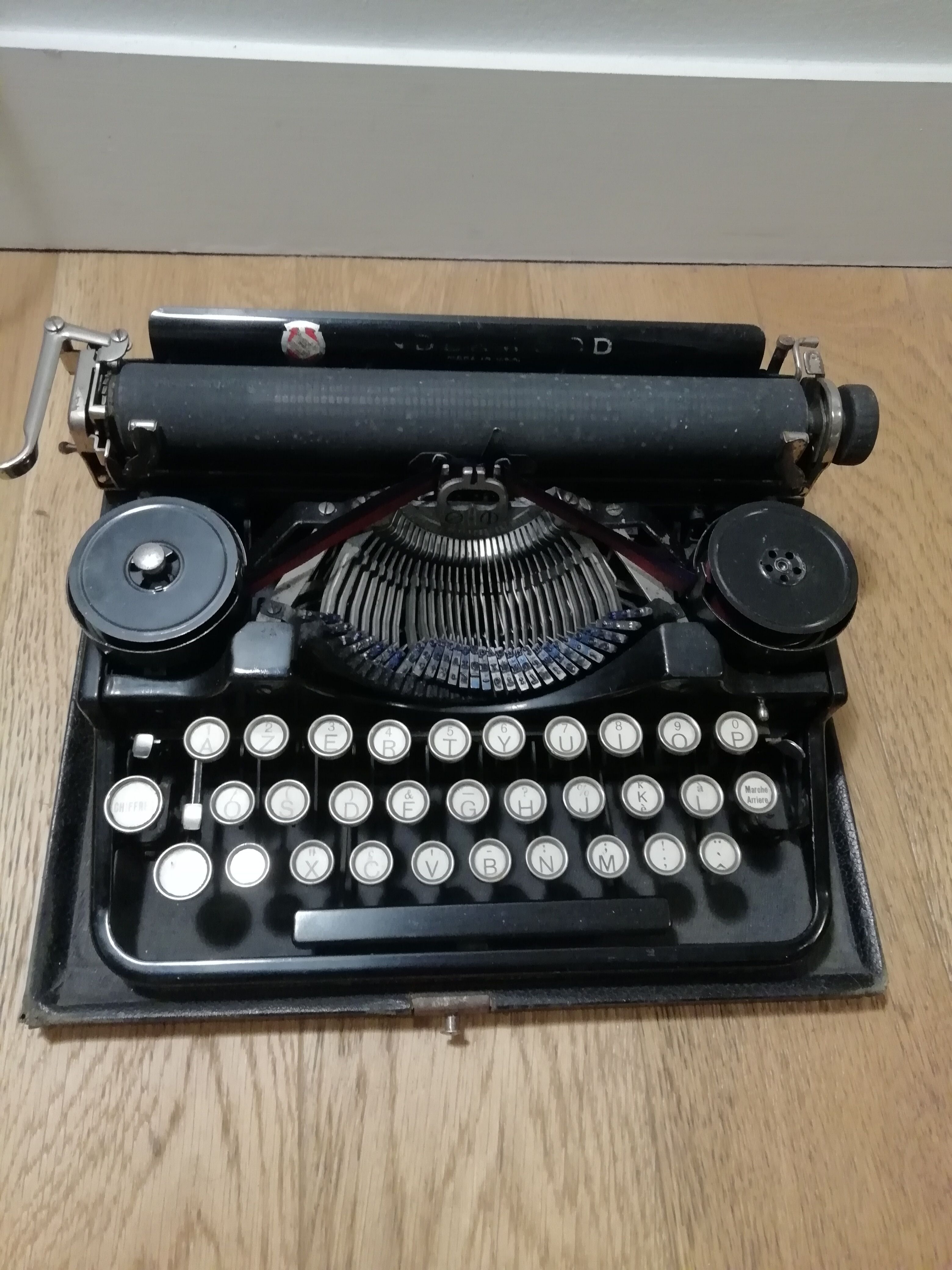 Typewriter Underwood Standard Portable 40 years
