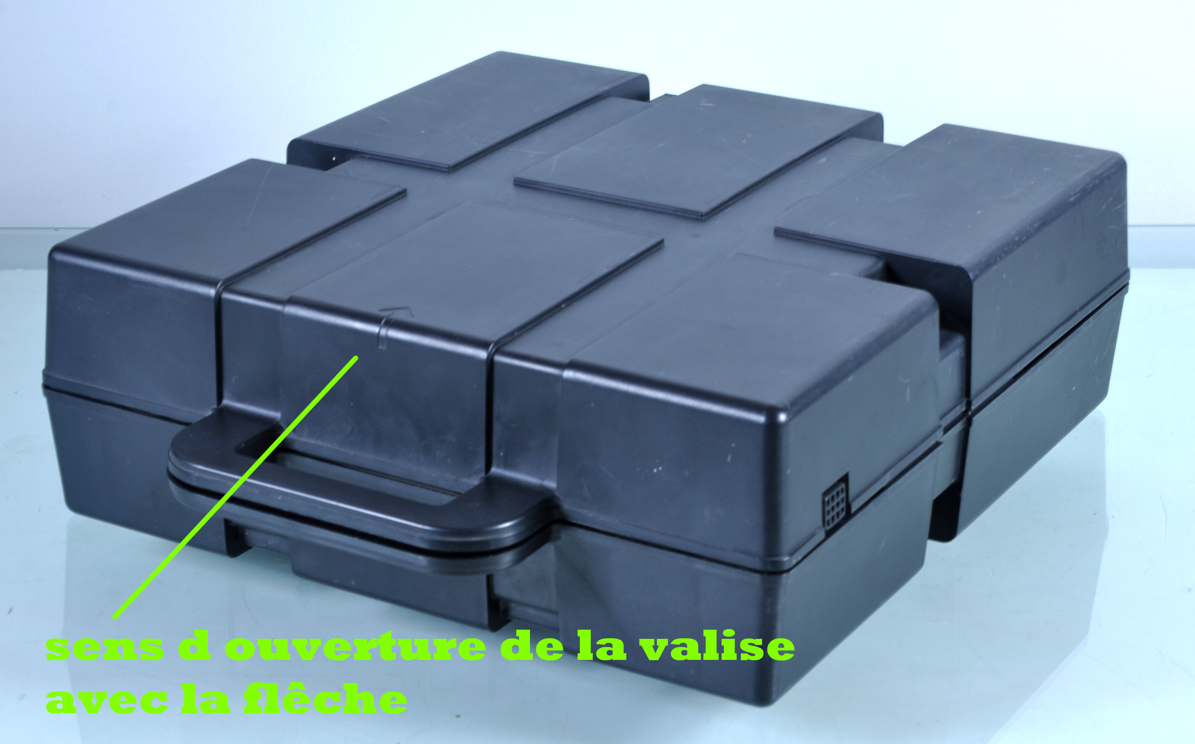 Typewriter Olivetti Lettera 35