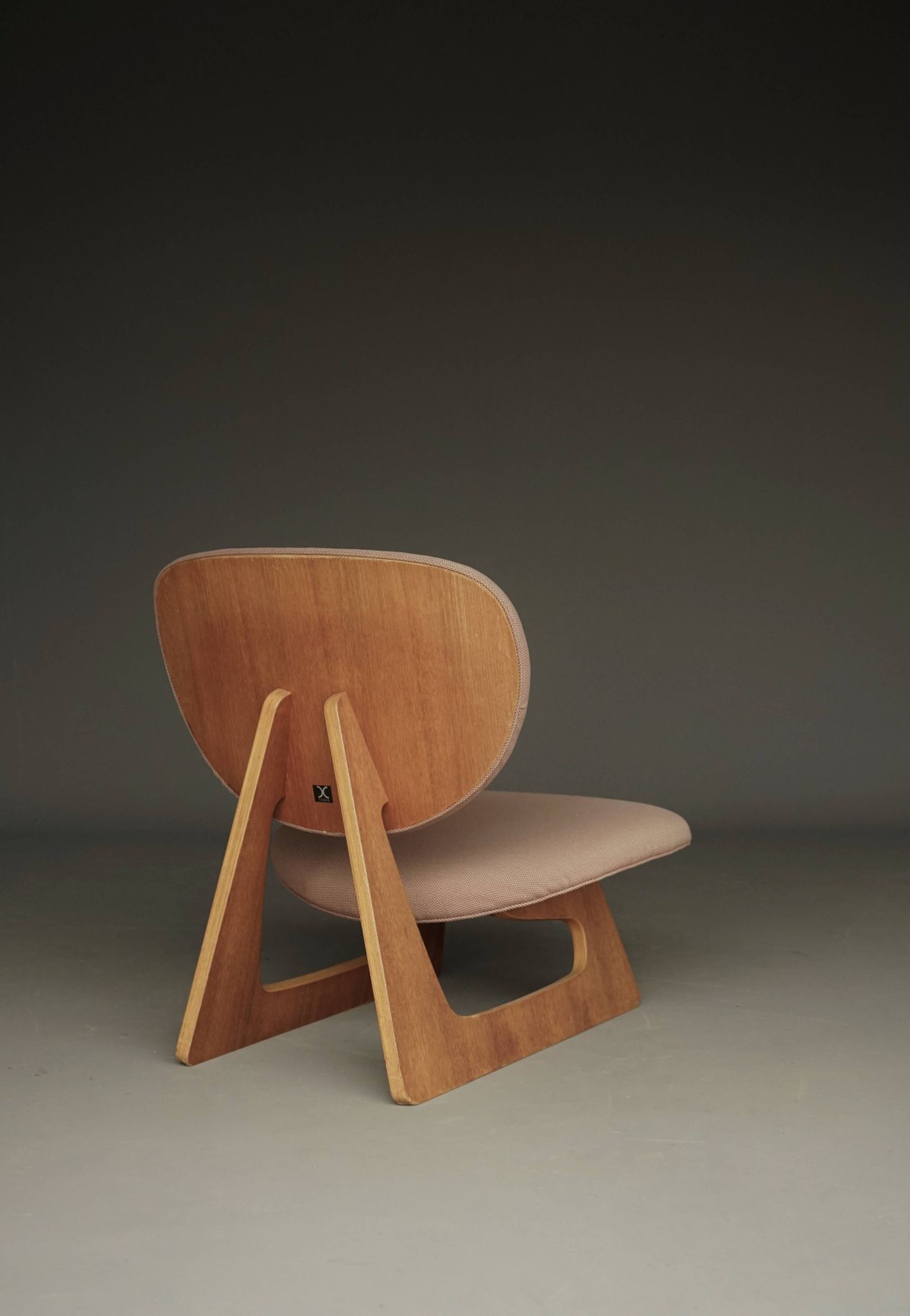 model 5016 Low Chair by Junzo Sakakura and Daisaku Cho, 1970s