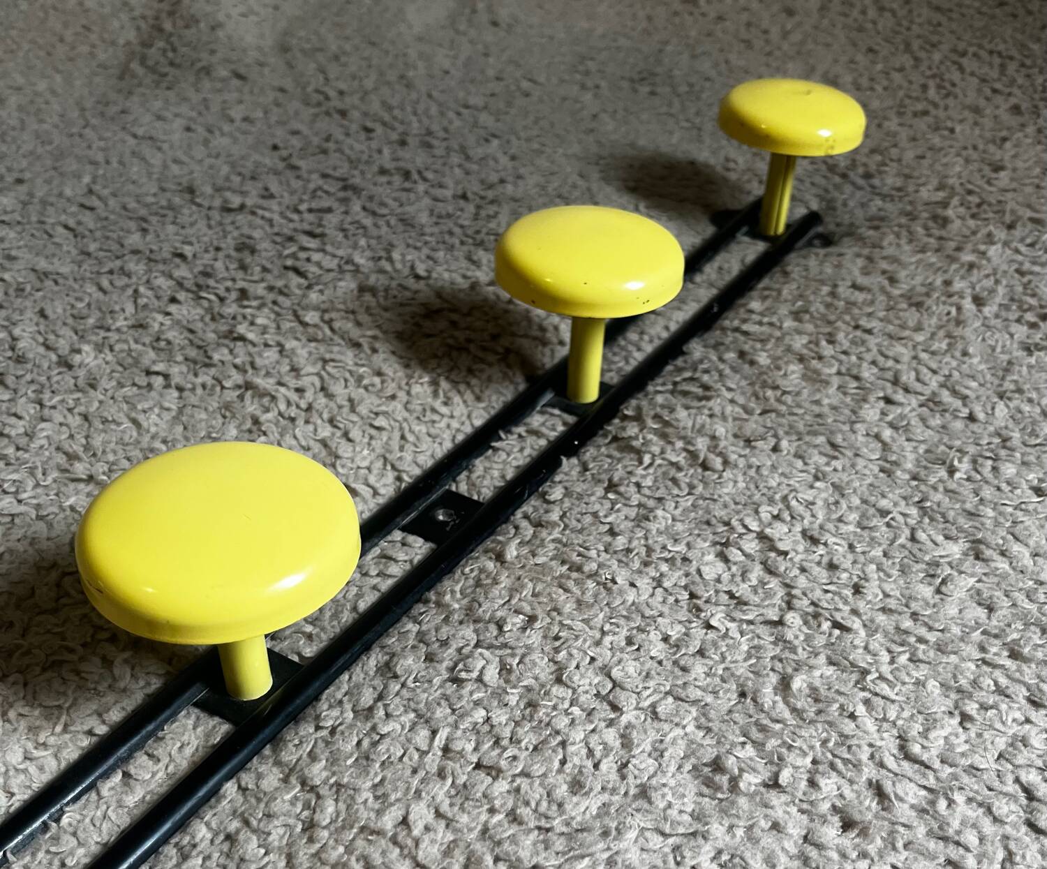 Wall coat rack with 4 metal hooks from the 70s/80s