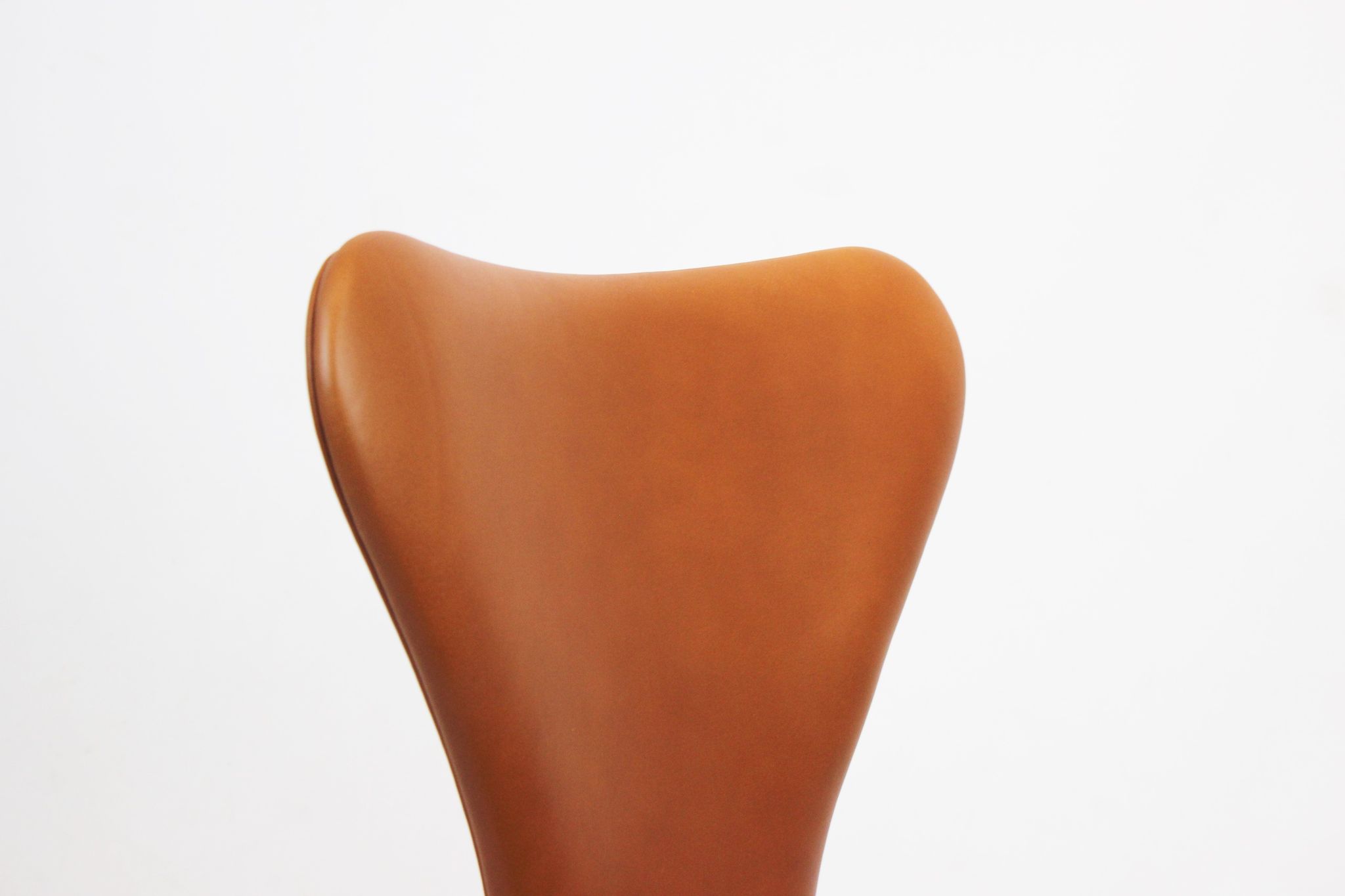 Lot de 4 chaises modèle 3107 par Arne Jacobsen et fabriqué par Fritz Hansen