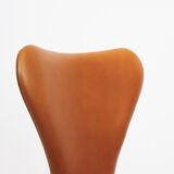 Lot de 4 chaises modèle 3107 par Arne Jacobsen et fabriqué par Fritz Hansen