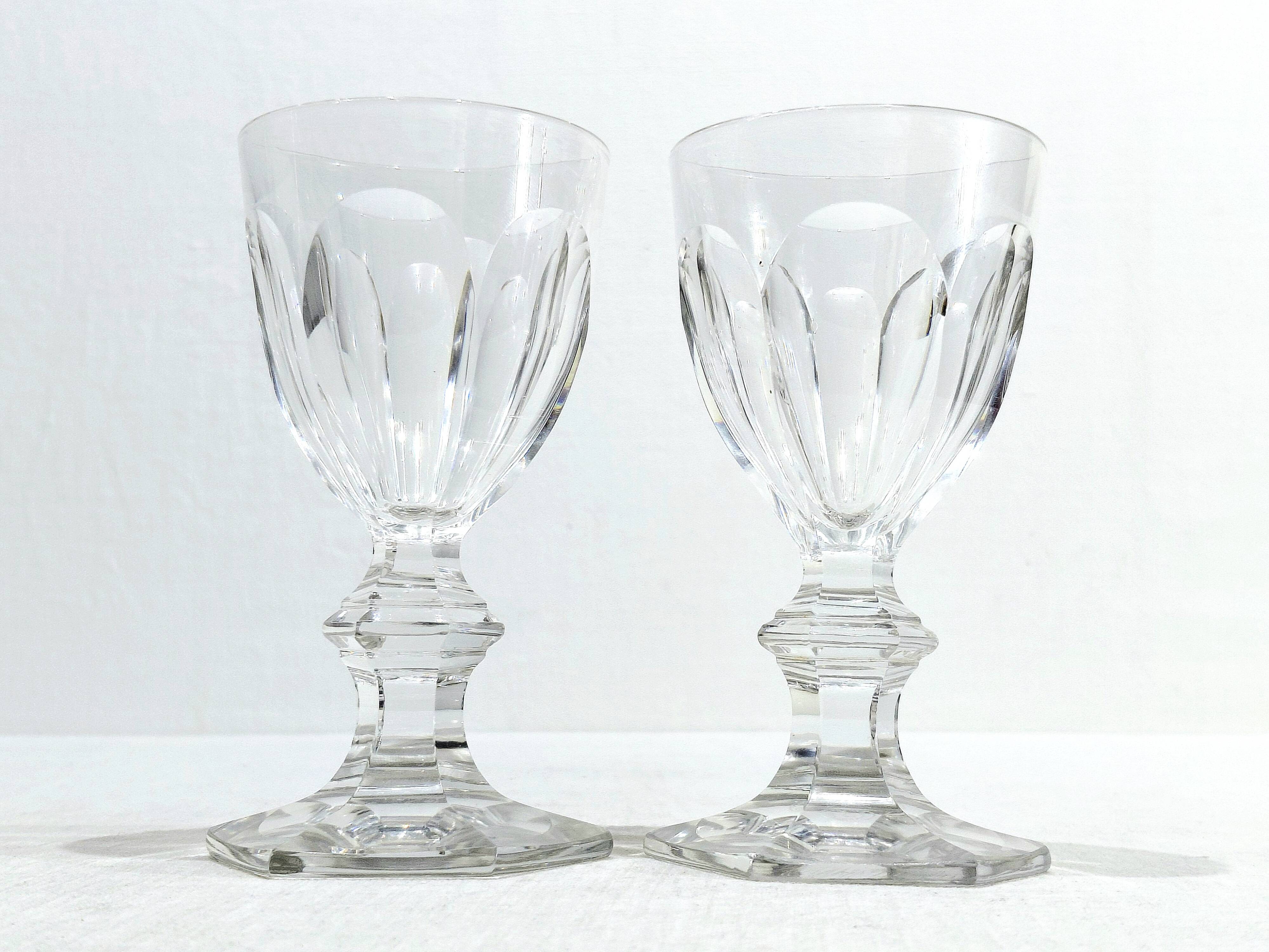 Baccarat - 2 White Wine Glasses - Harcourt Model
