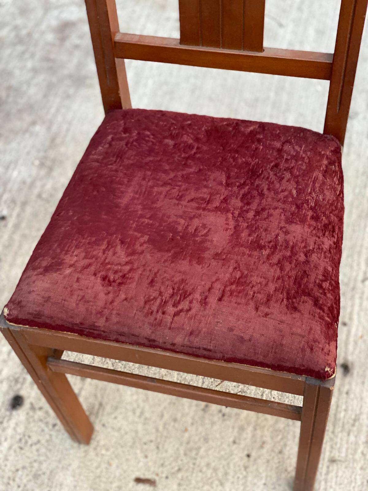 Art deco chair in solid wood and burgundy fabric