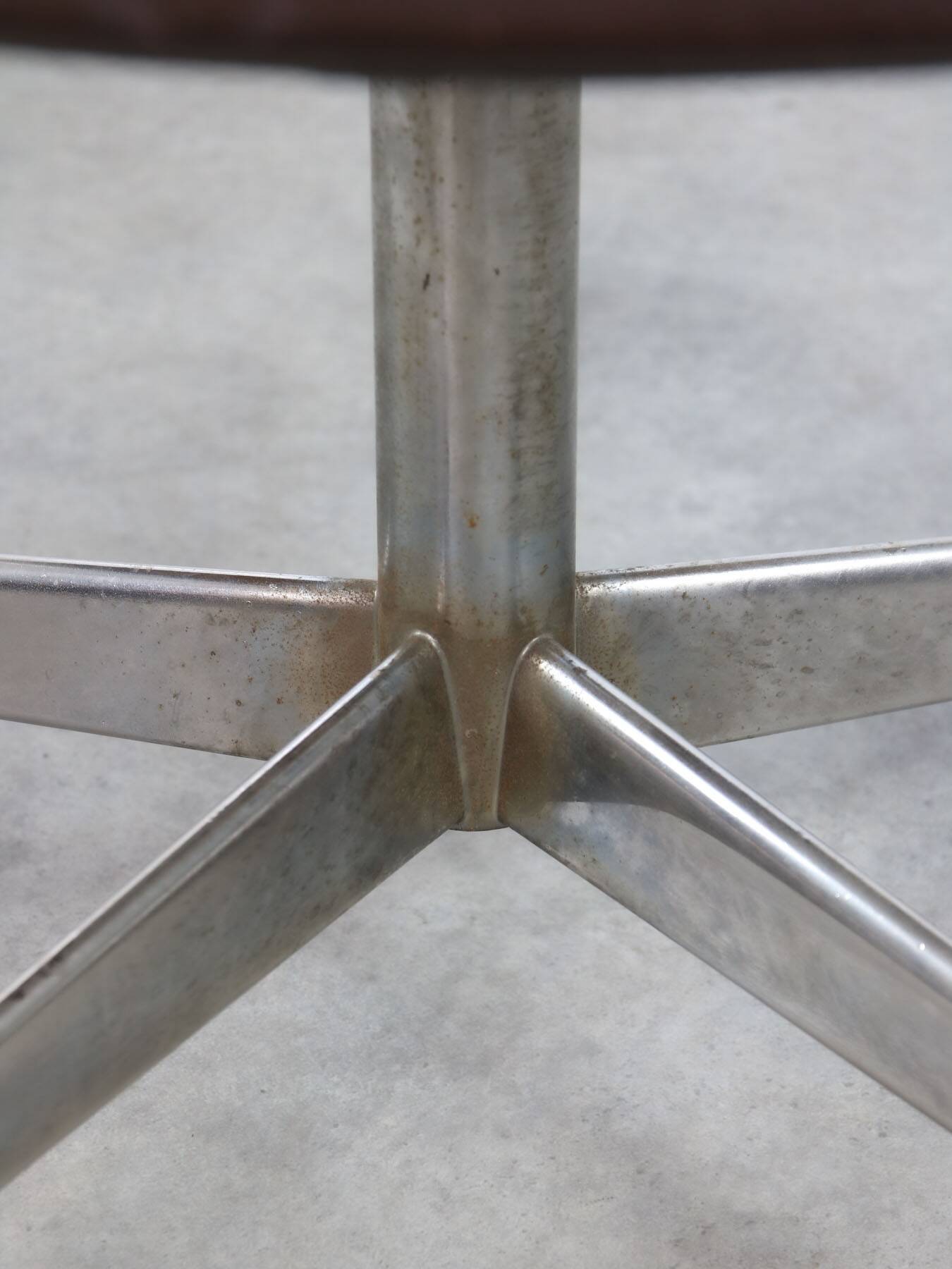 Mid-Century Italian Brown Leather Swivel Chair