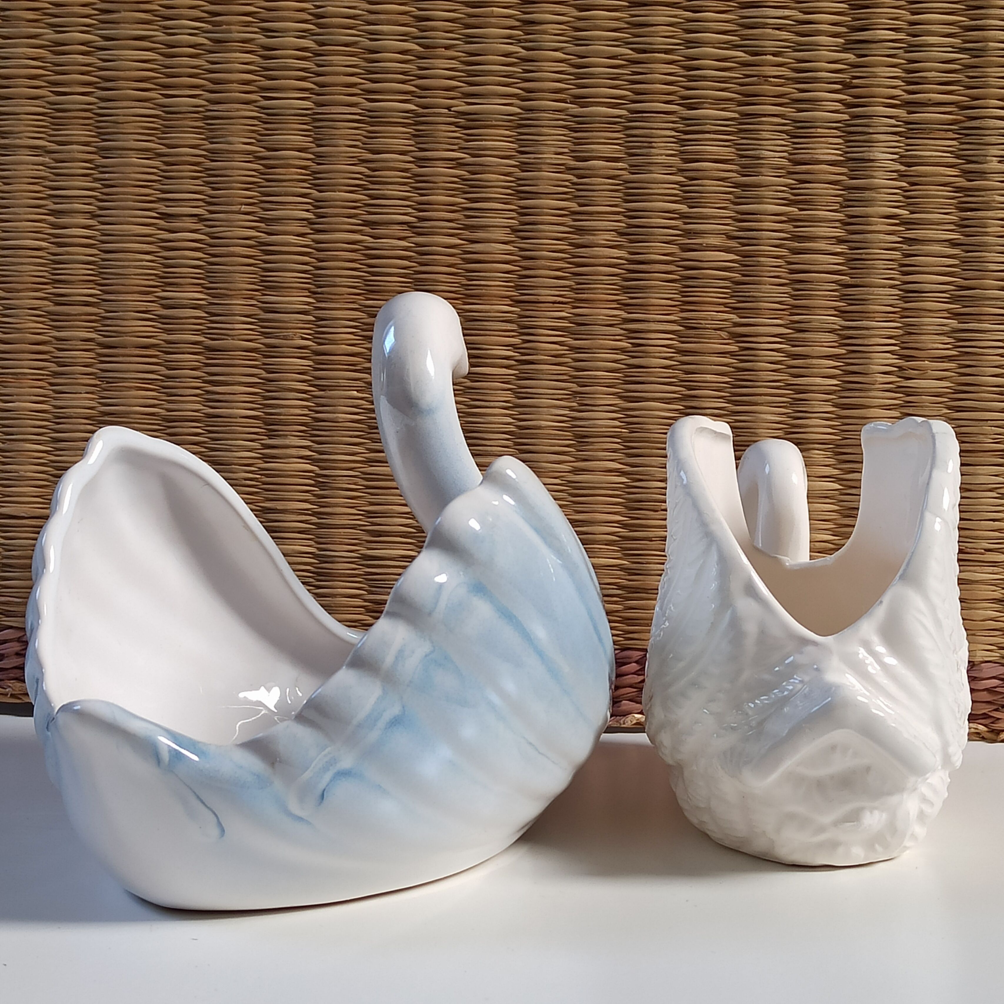Vintage ceramic swans 80s
