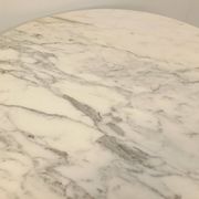 Vintage round dining table in white marble and chrome metal from the 1970s.
