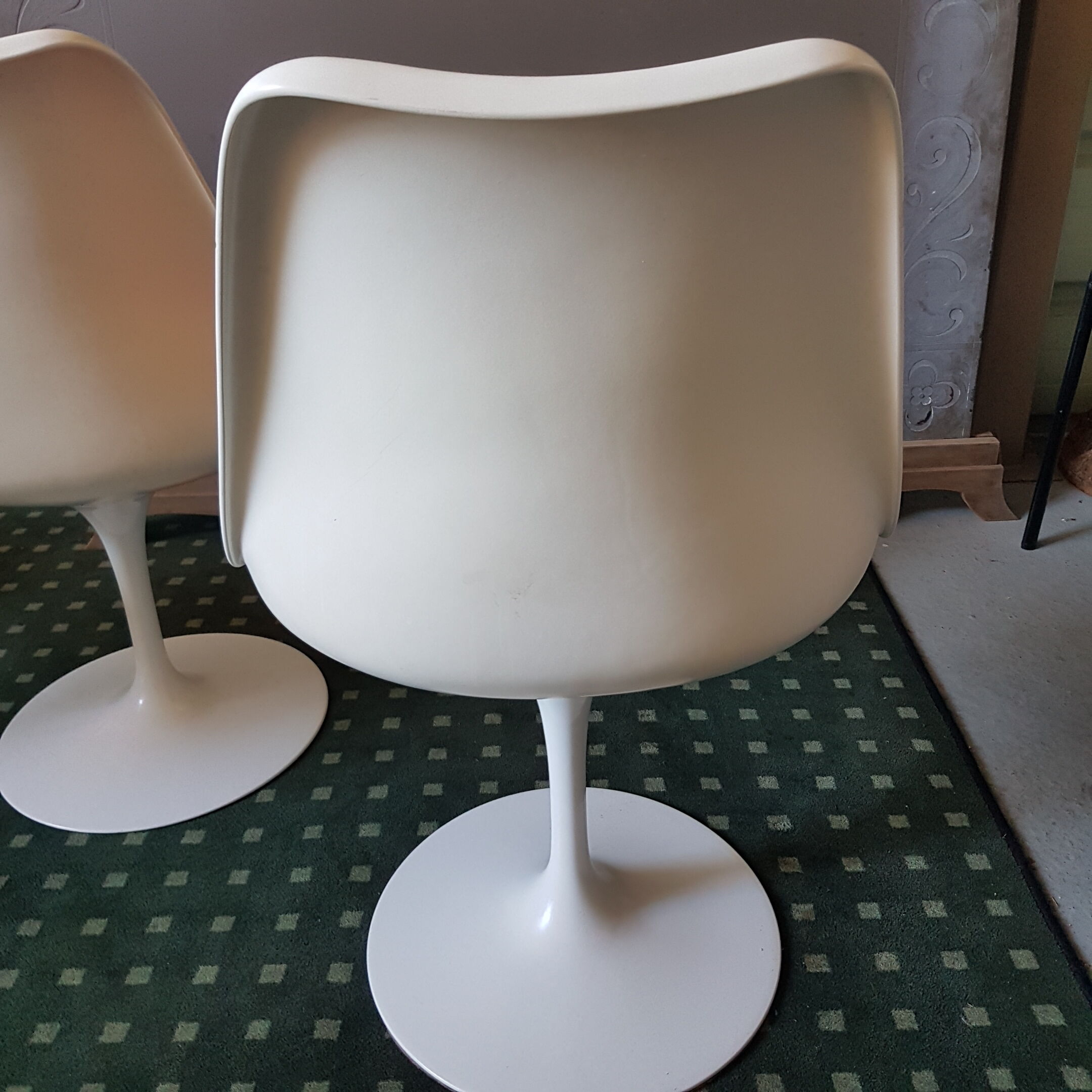 Ensemble de 4 chaises pivotantes d'Eero Saarinen