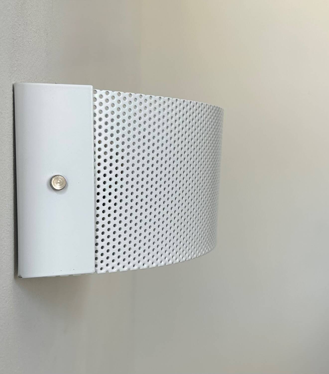 Vintage wall light, white lacquered metal, France 1980