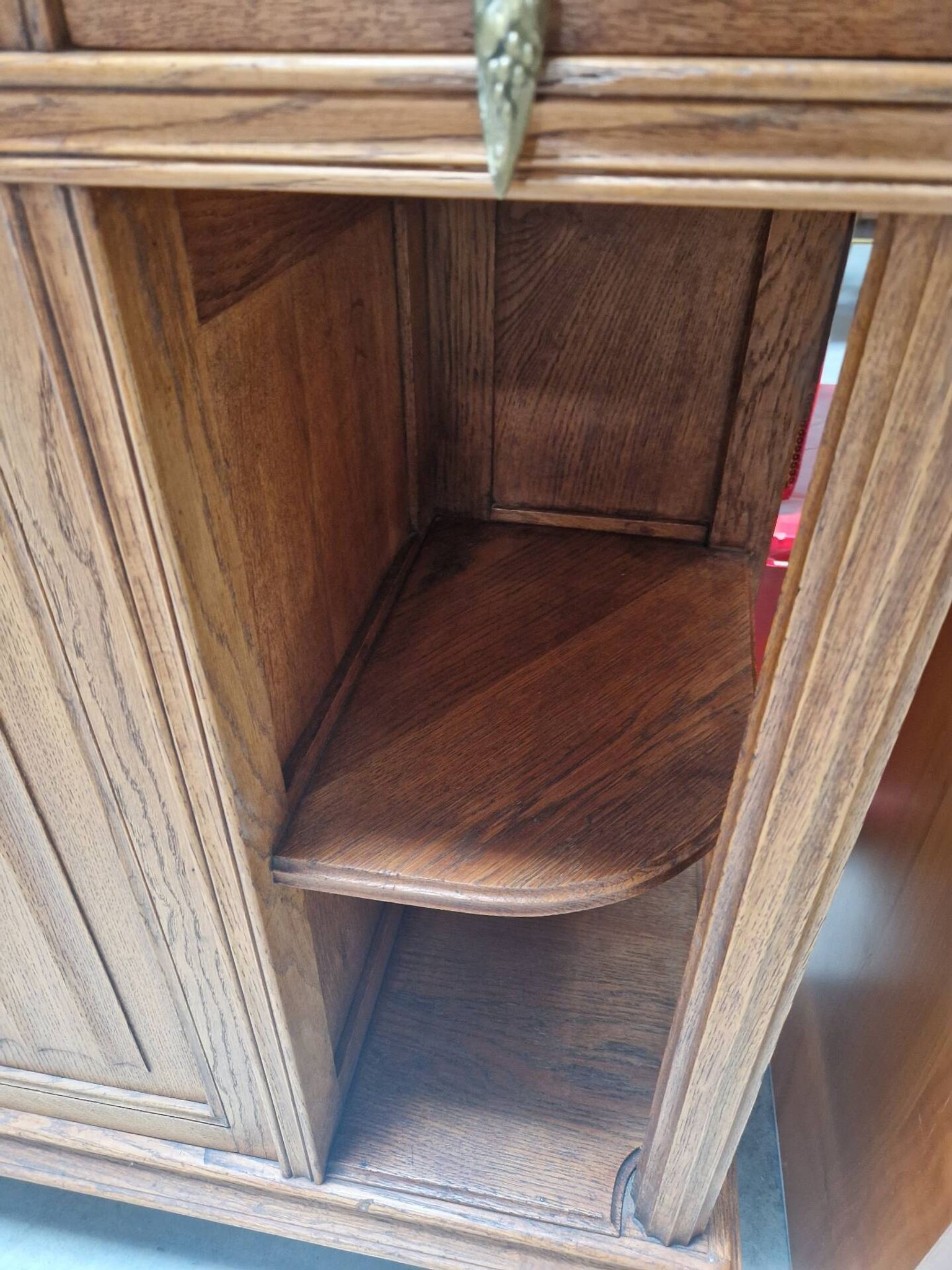 Art Deco style furniture