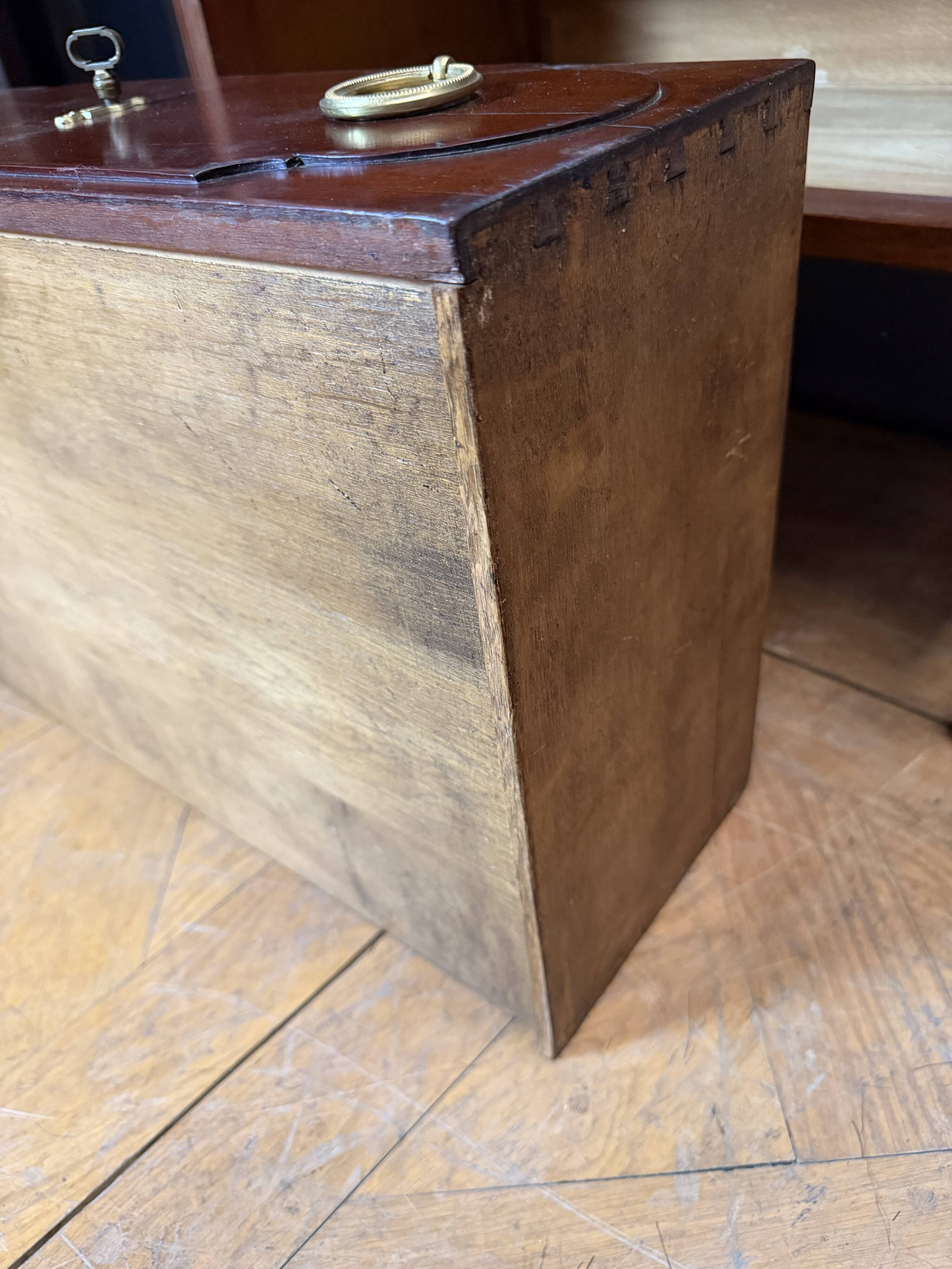 Louis XVI commode in mahogany stamped Mailfert