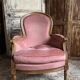 Small Louis XVI armchair in old rose velvet, removable seat – Chic and comfortable