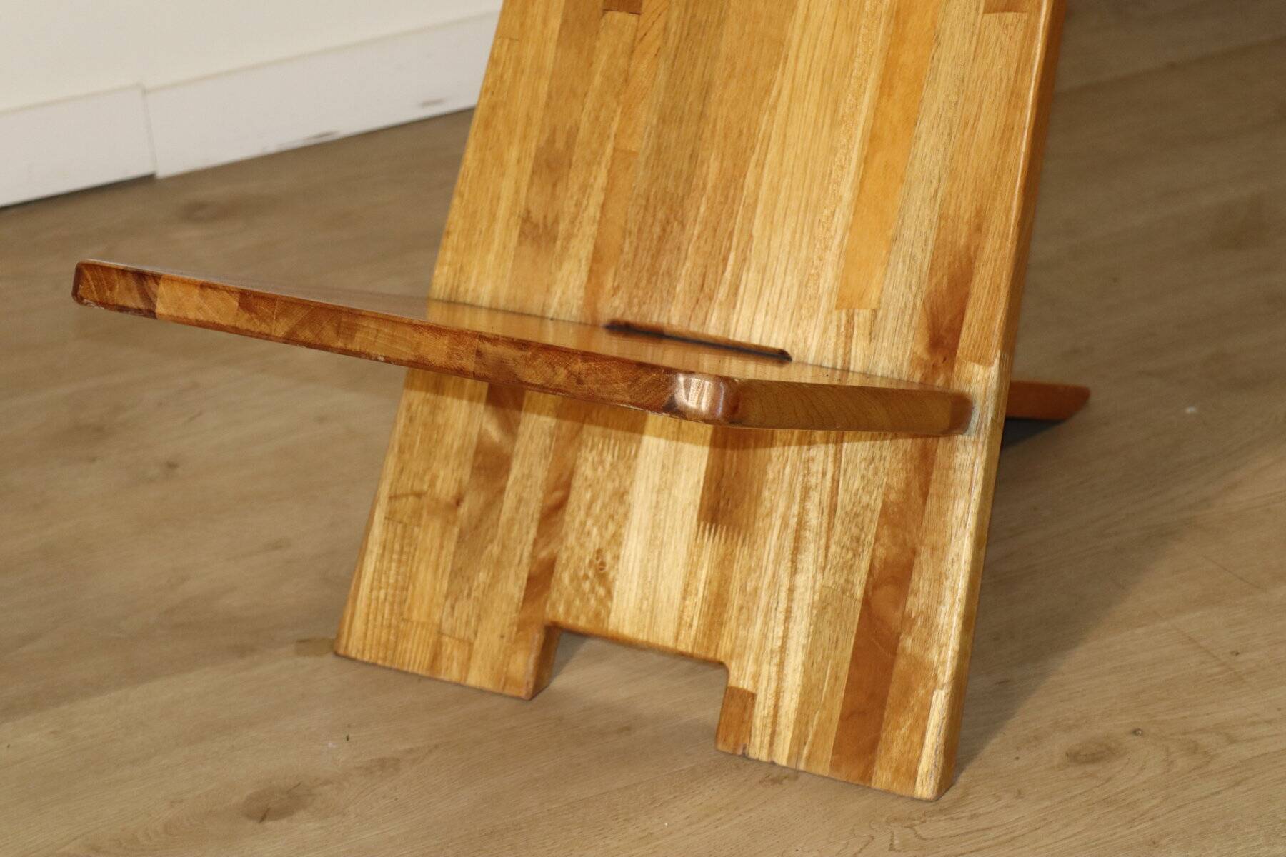 Sculptural brutalist armchair in solid elm, 1980.
