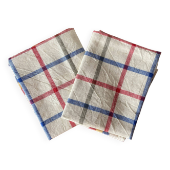 Set of 2 fine vintage cotton tea towels, new condition