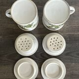 Pair of vintage infusion mugs.