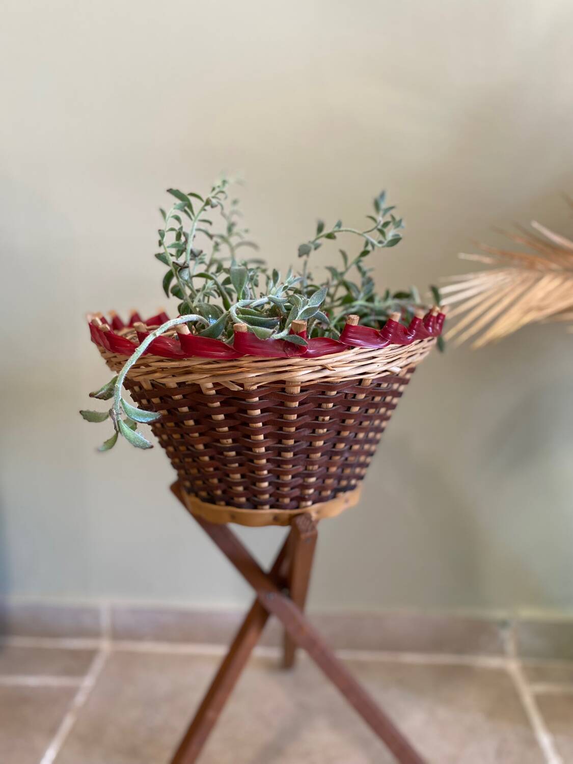 Vintage plant stand