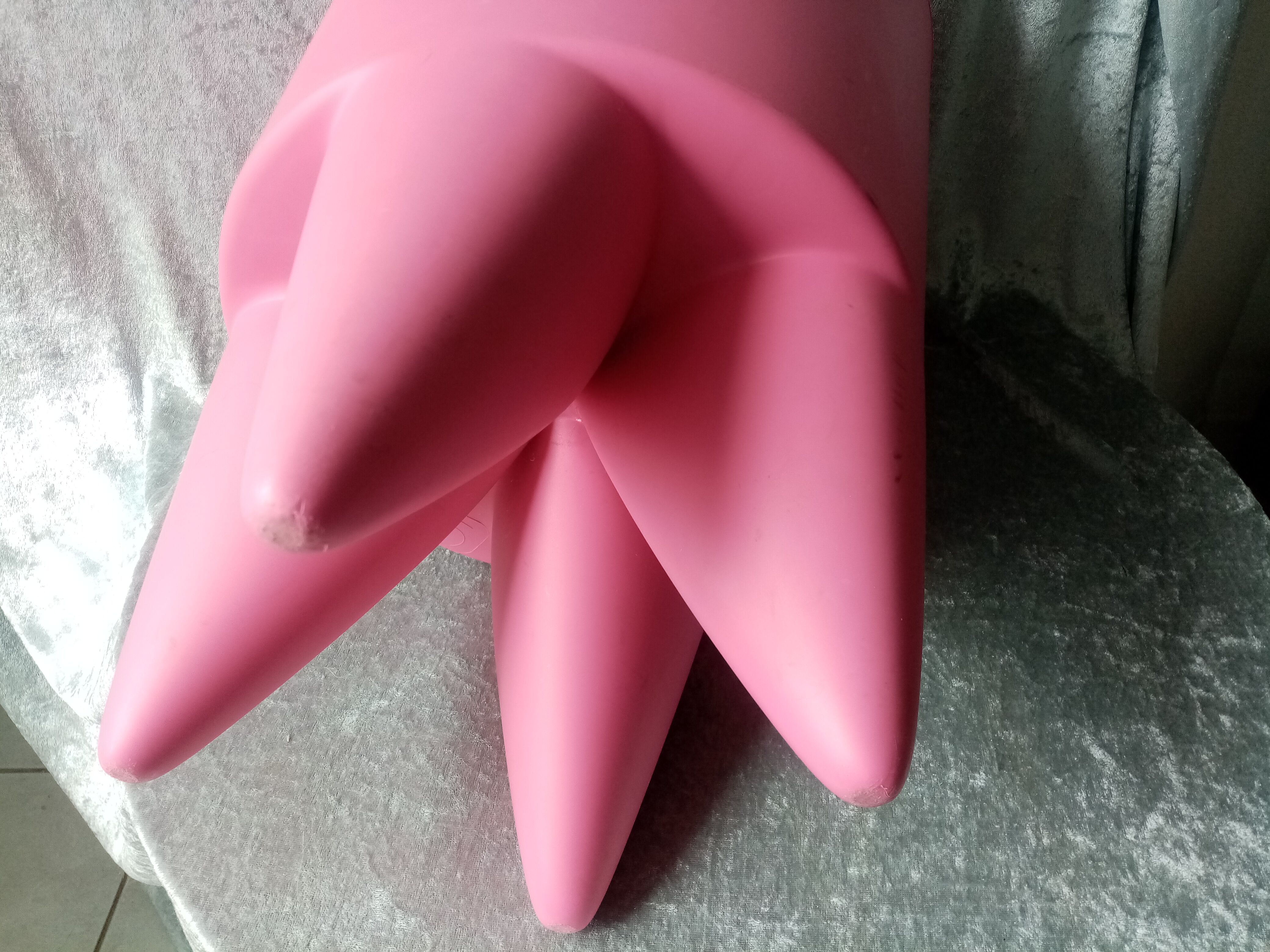 Stool model bubu pink by Philippe Starck, 1980